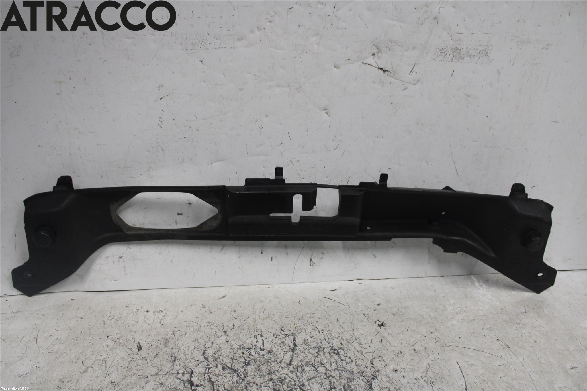 Volvo V50 08-12 Panserlåsplate-Bjelke