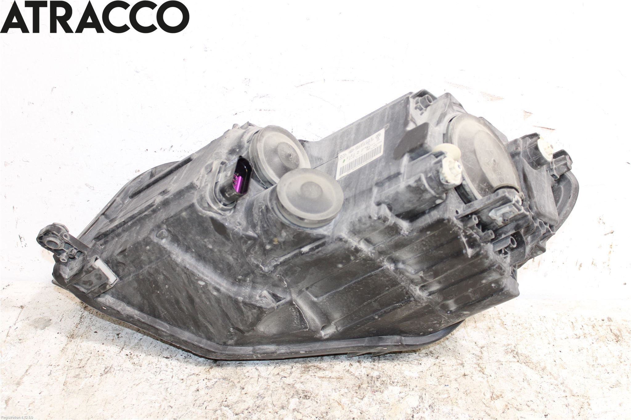 Volkswagen VW CADDY 16-20 Frontlykt Høyre