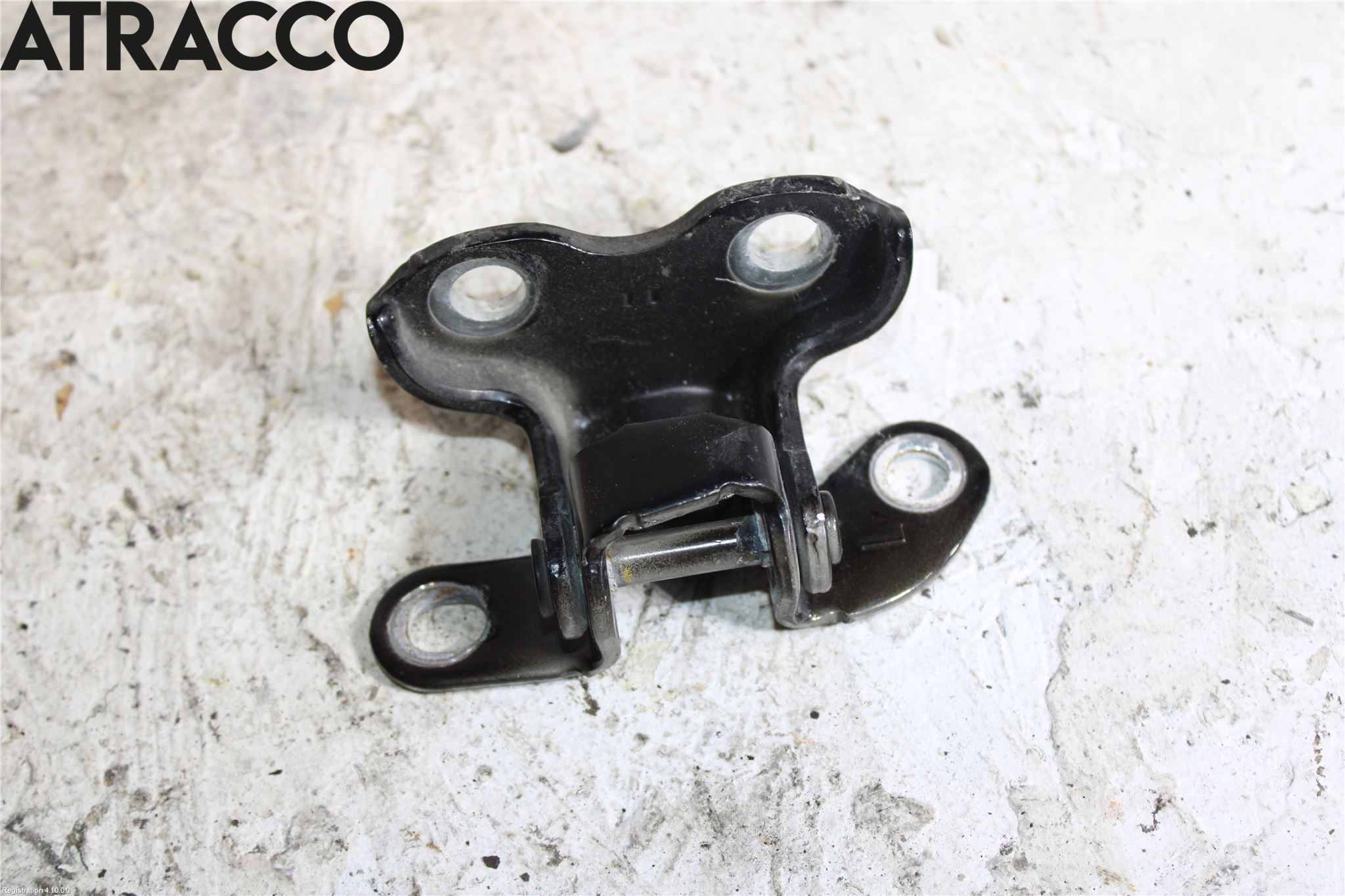 Toyota HILUX 16- Dørhengsel