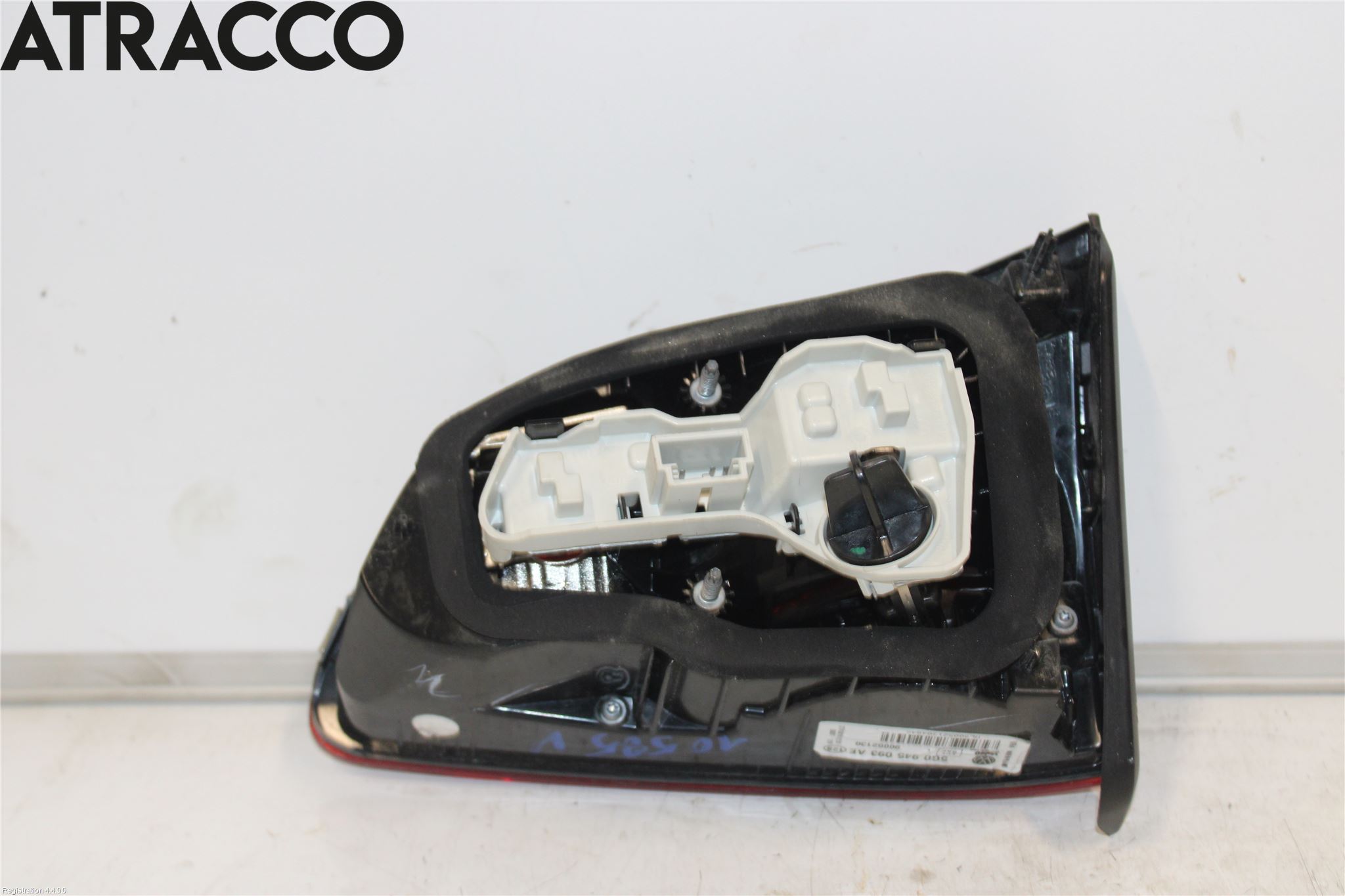 Volkswagen VW GOLF / E-GOLF VII 13-20 Baklykt Venstre  På Luke(Indre