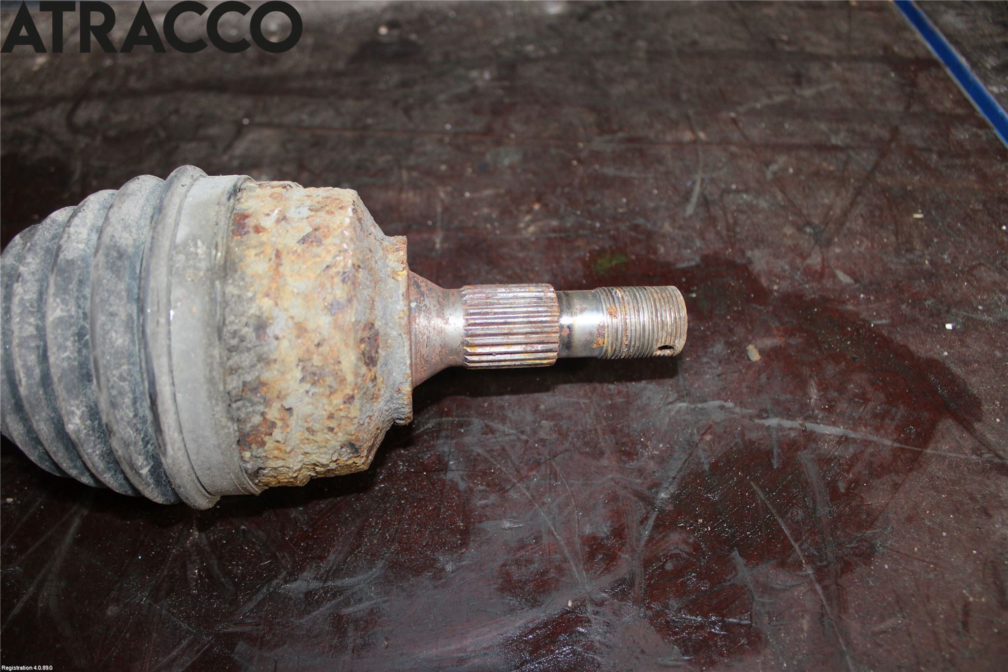 Peugeot 307     05-08 Drivaksel Foran Kompl Venstre