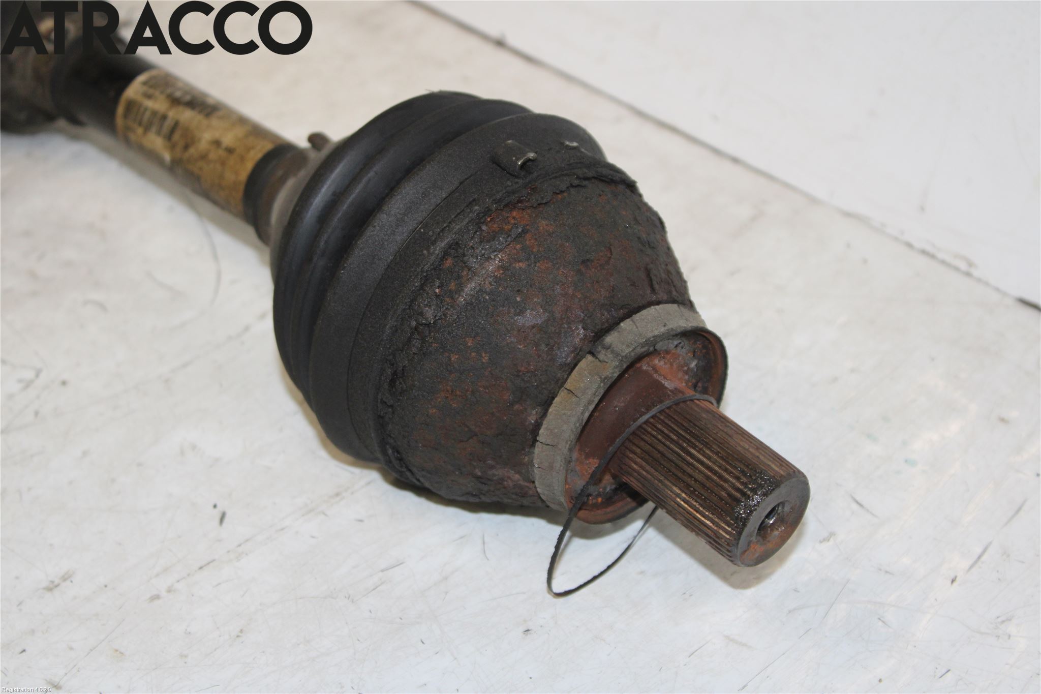 Volvo V70 08-13 Drivaksel Foran Kompl Høyre