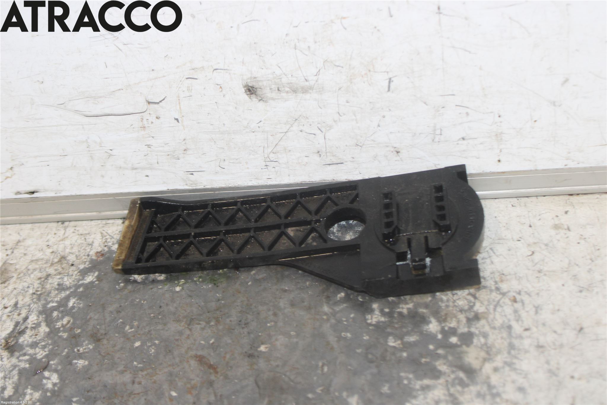 Mercedes-Benz MB B-KLASS (W246/W242) 12-19 Radiator Feste - Ramme - Bjelk