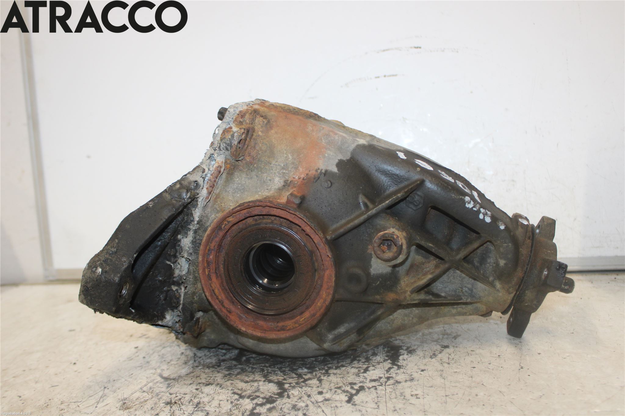 Mercedes-Benz MB E-KLASS (W212) 09-16 Bakaksel Kardang Bak -Diff