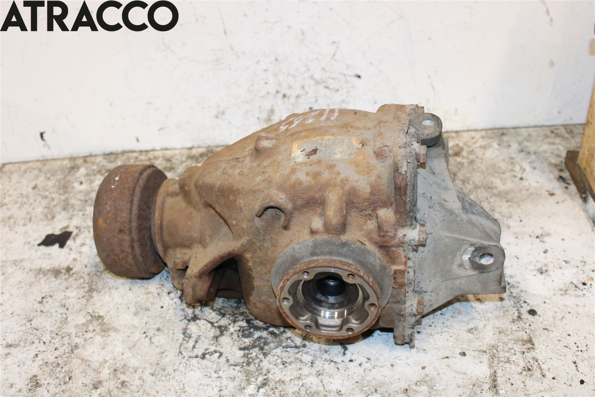 BMW X3 E83     03-10 Bakaksel Kardang Bak -Diff