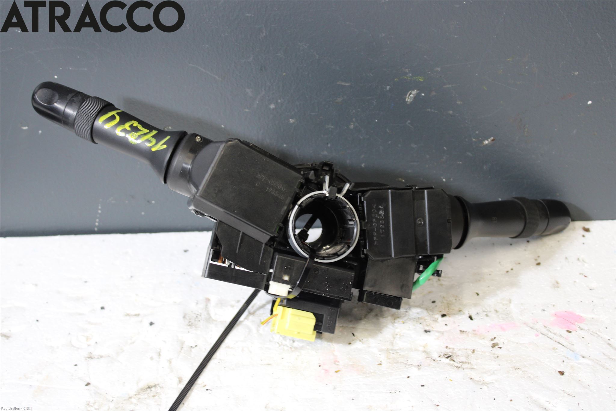 Toyota RAV 4 06-12 Bryter Ratt Kombi H Og V