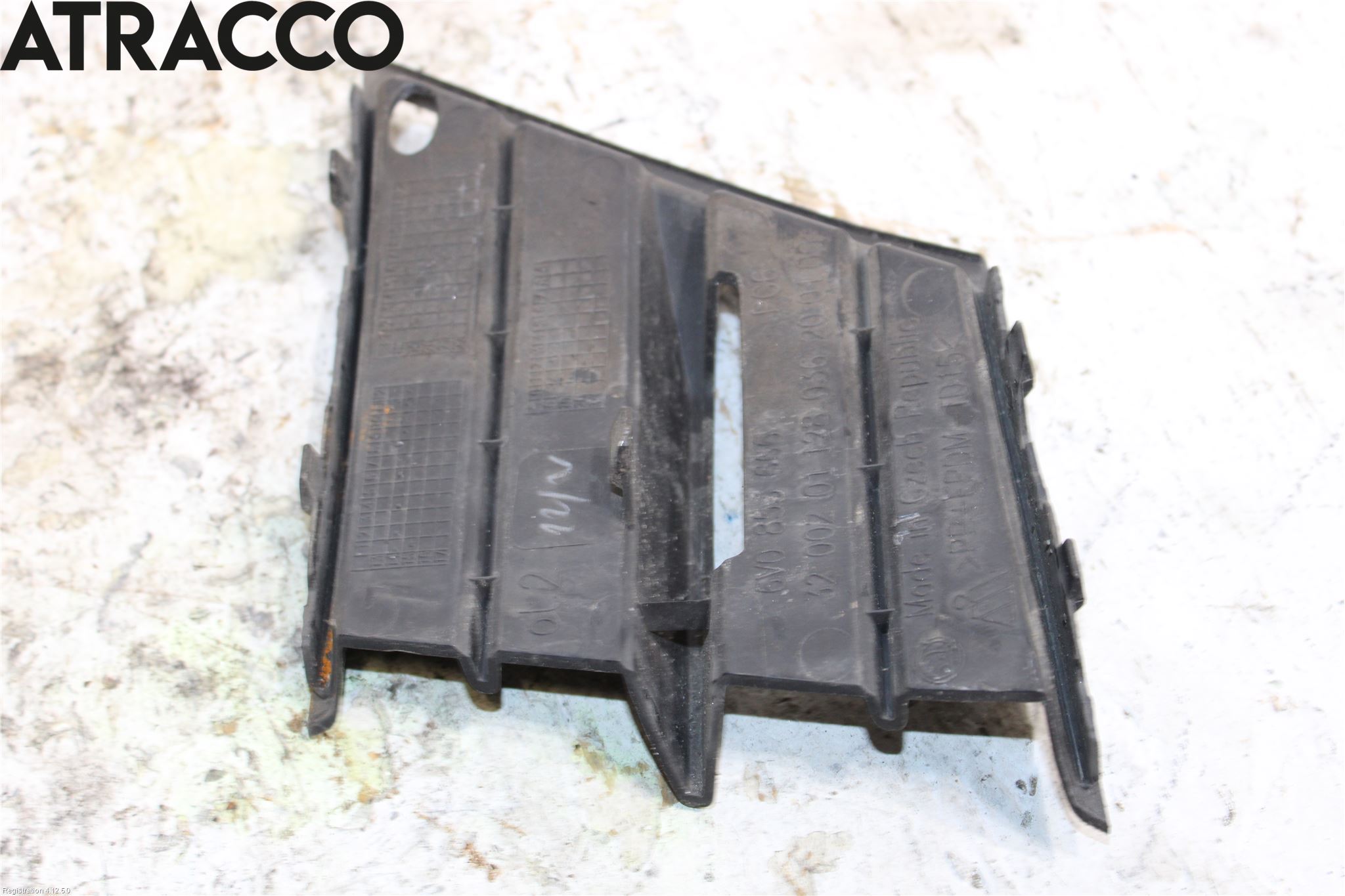 Skoda FABIA 15-21 Grilldel Høyre