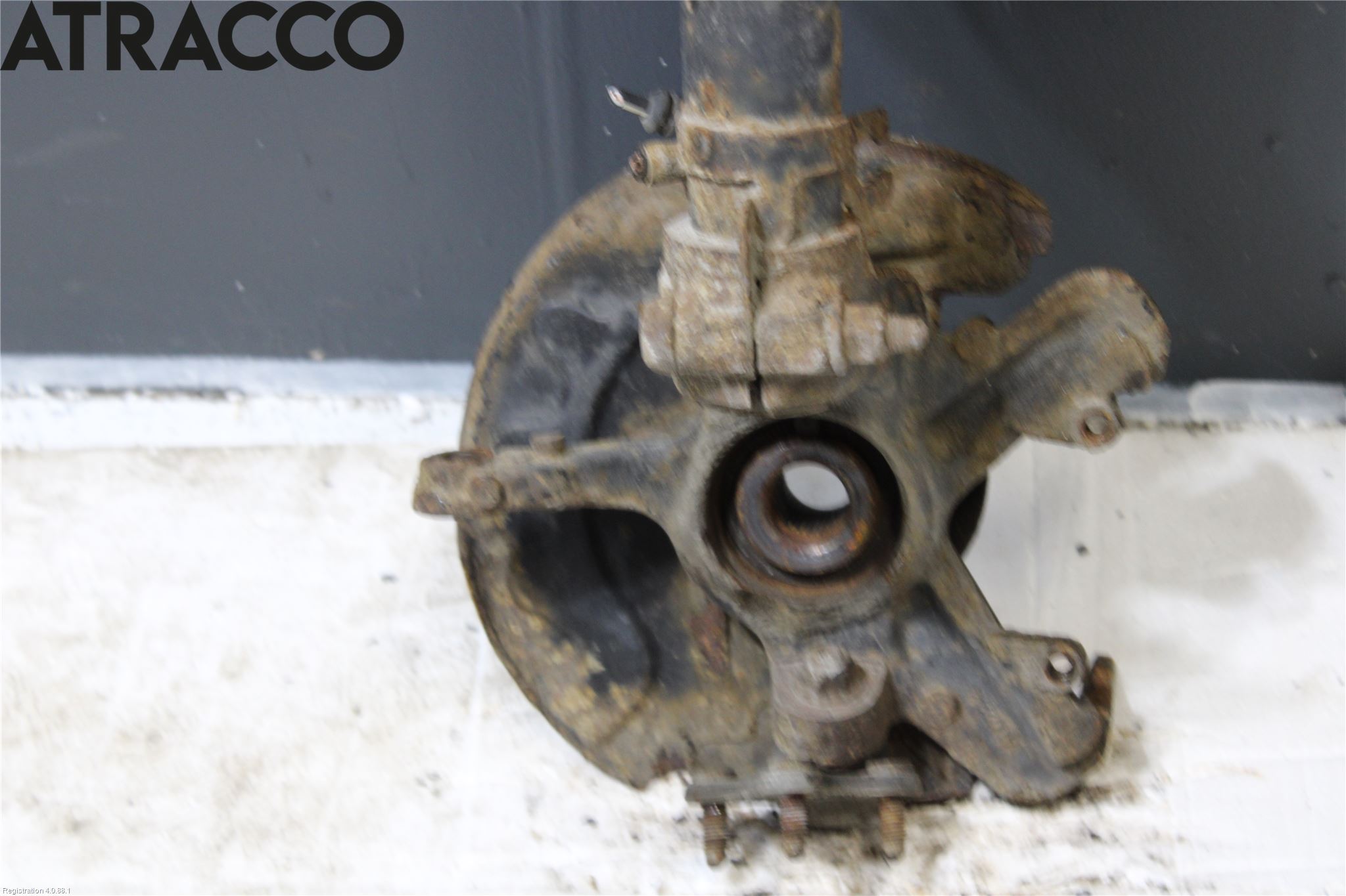 Volkswagen VW POLO 10-17 Fjærbein Foran Venstre