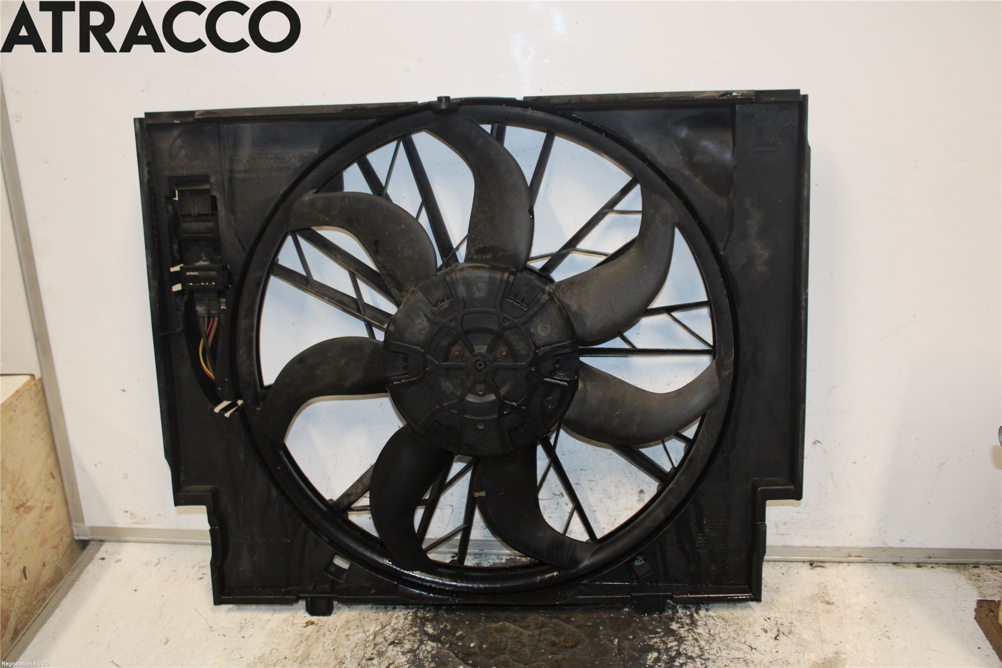 BMW 5 E60/61 Sed/Tou 02-10 Kjølevifte Elektrisk