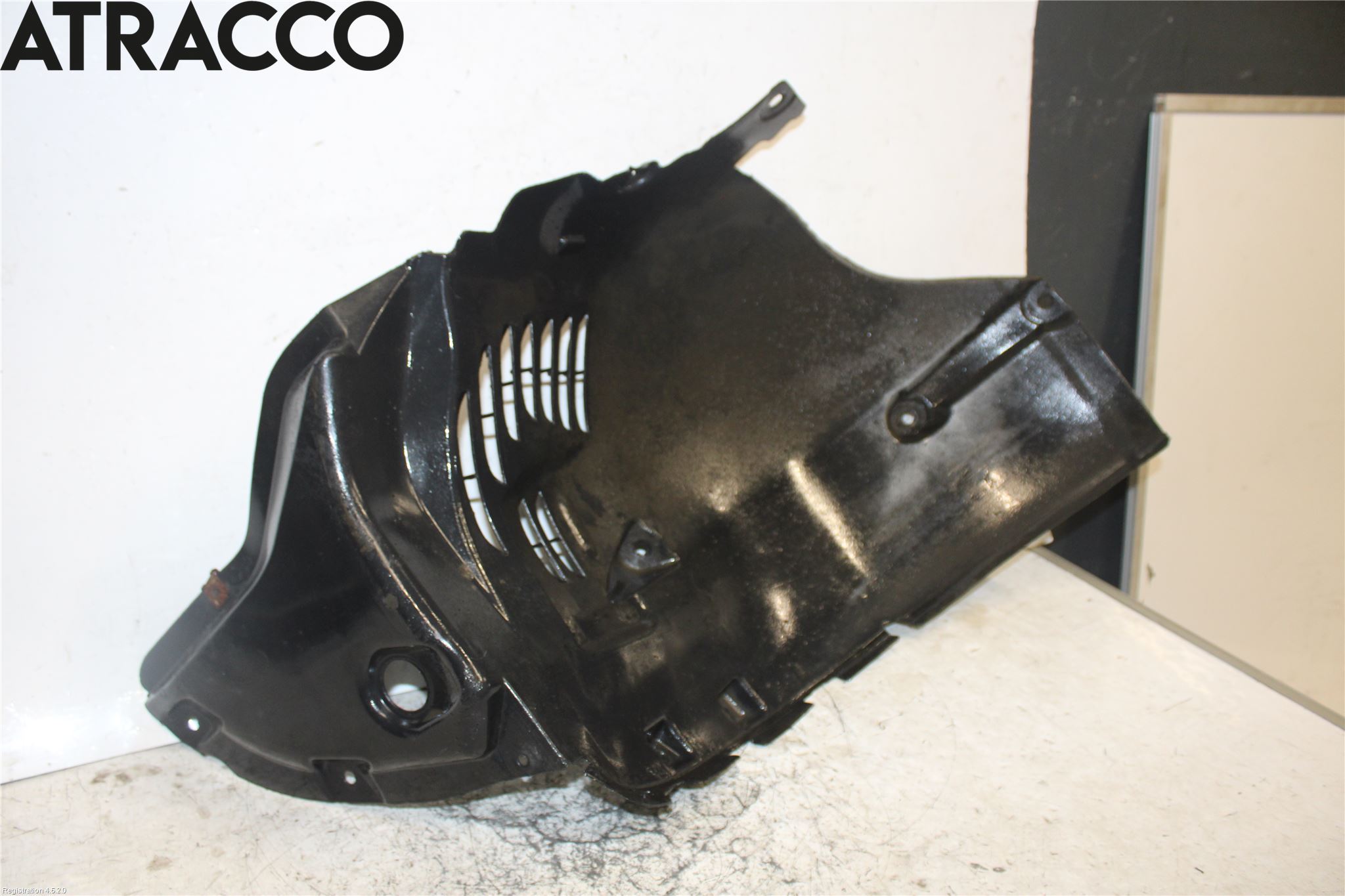 Mercedes-Benz MB CLS (C219) 03-11 Skjerm Indre