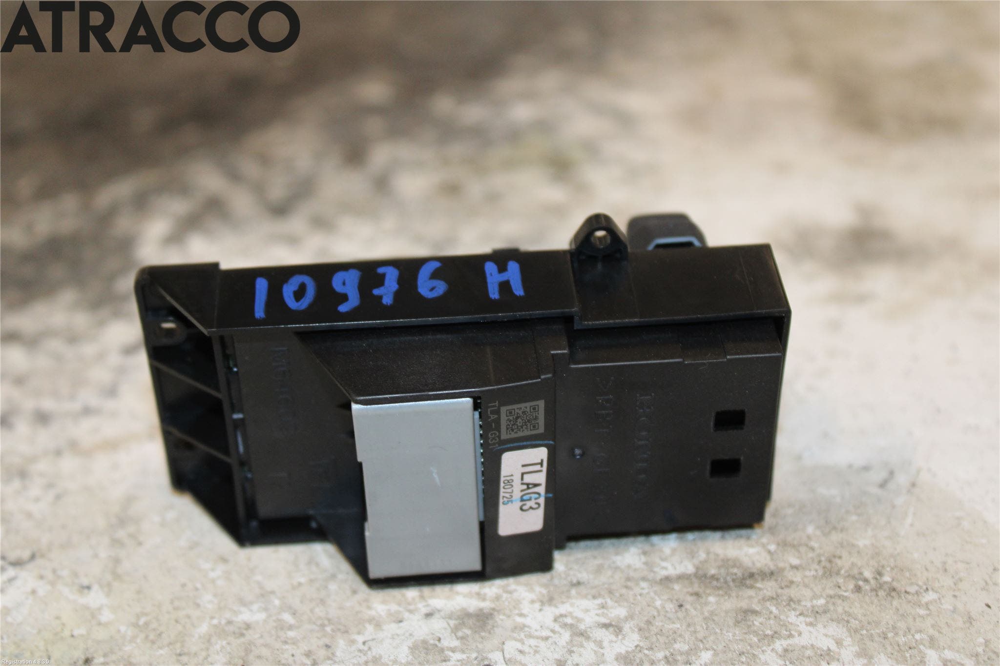 Honda CR-V 19-22 Bryter Vindusheis