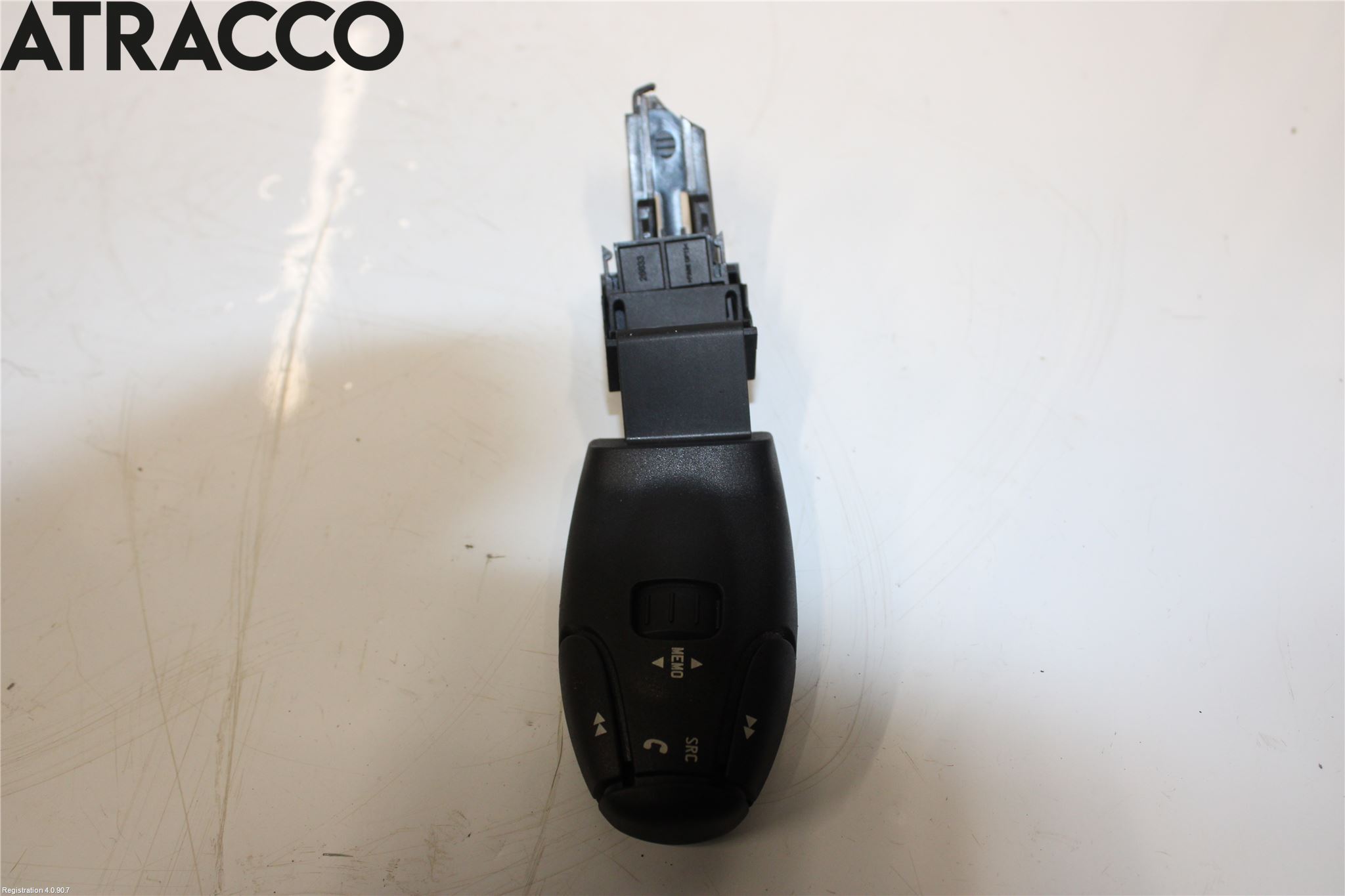 Peugeot 5008 10-16 Bryter Ratt Radio-Stereo