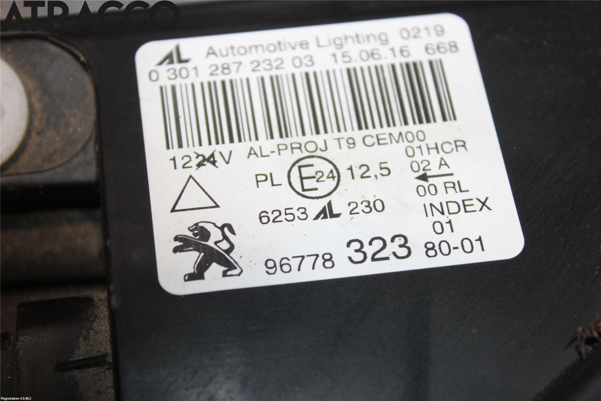 Peugeot 308 14-21 Frontlykt Høyre