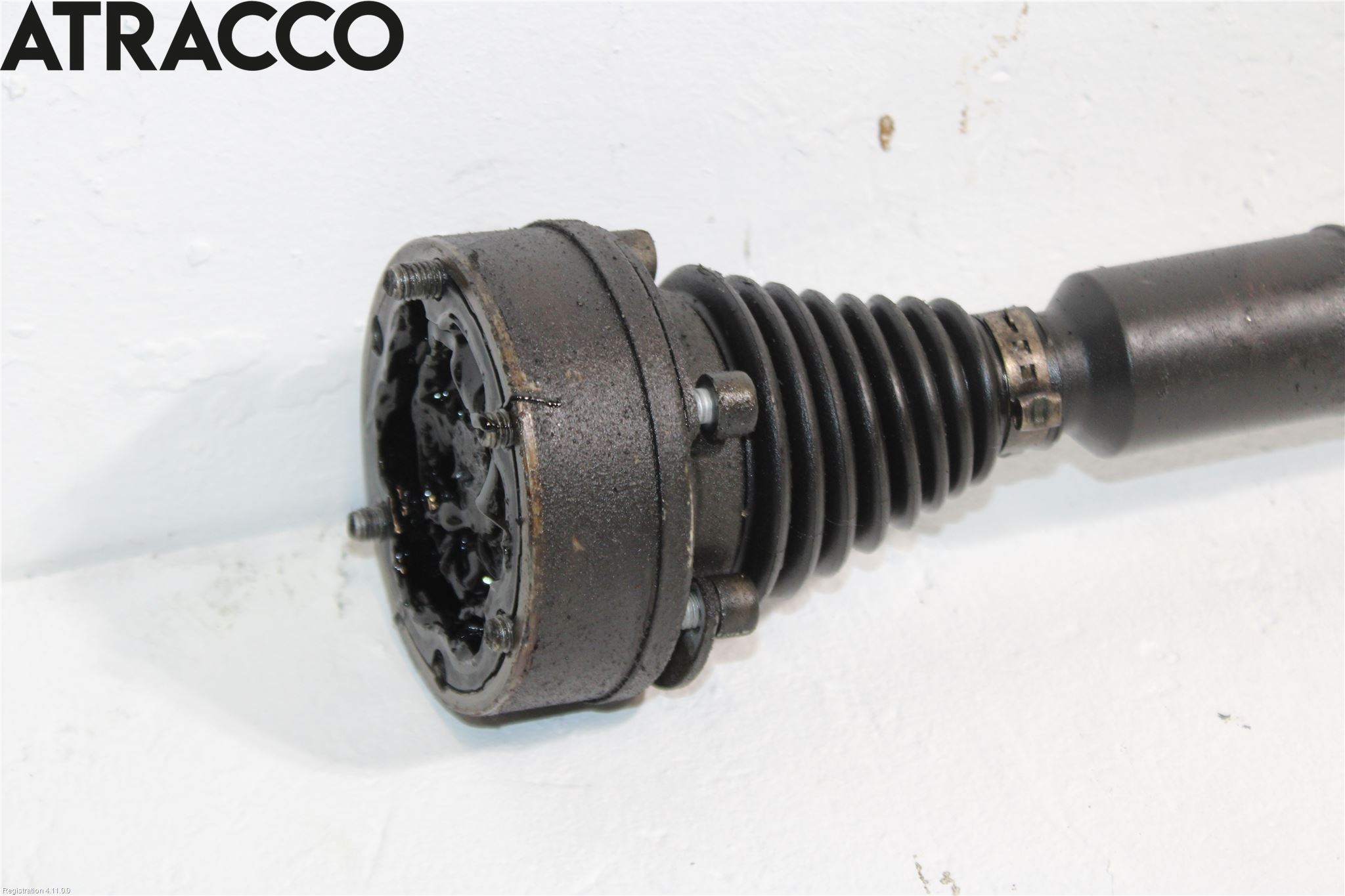 Audi A3/S3 05-13 Drivaksel Foran Kompl Høyre