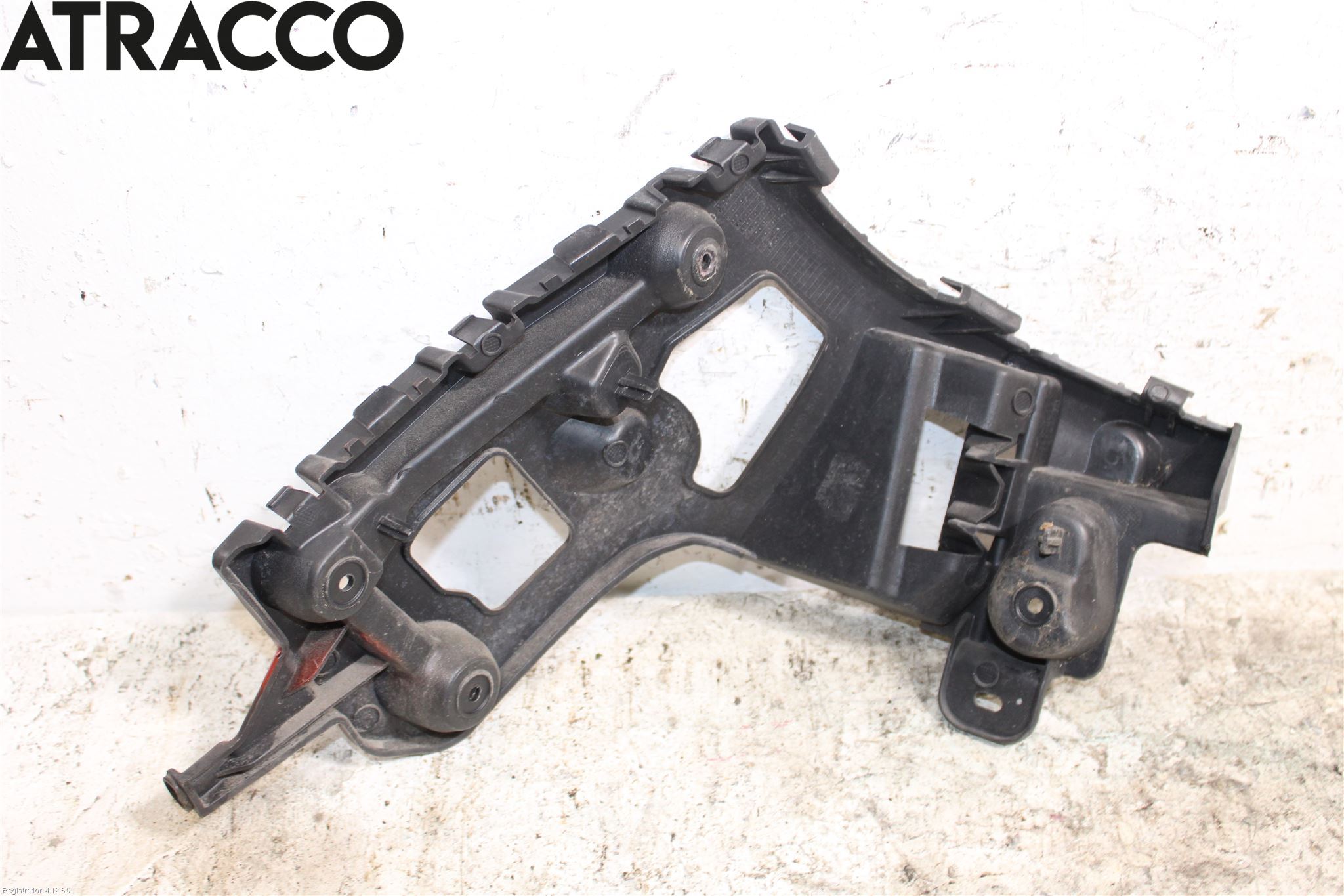 Renault CAPTUR 13-19 Støtfangerfeste Bak Høyre