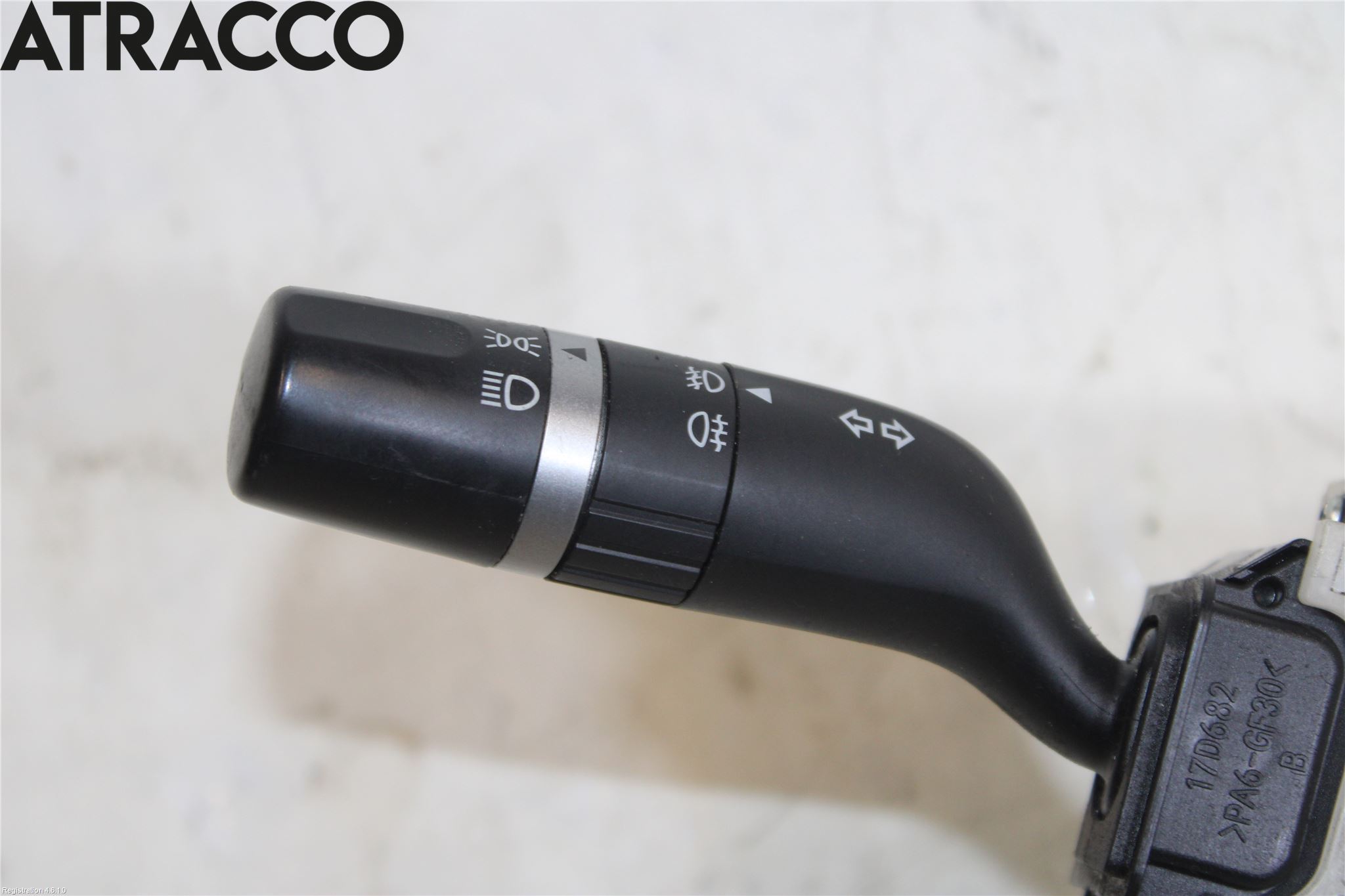 Ford FOCUS 11-14 Bryter Ratt Kombi H Og V