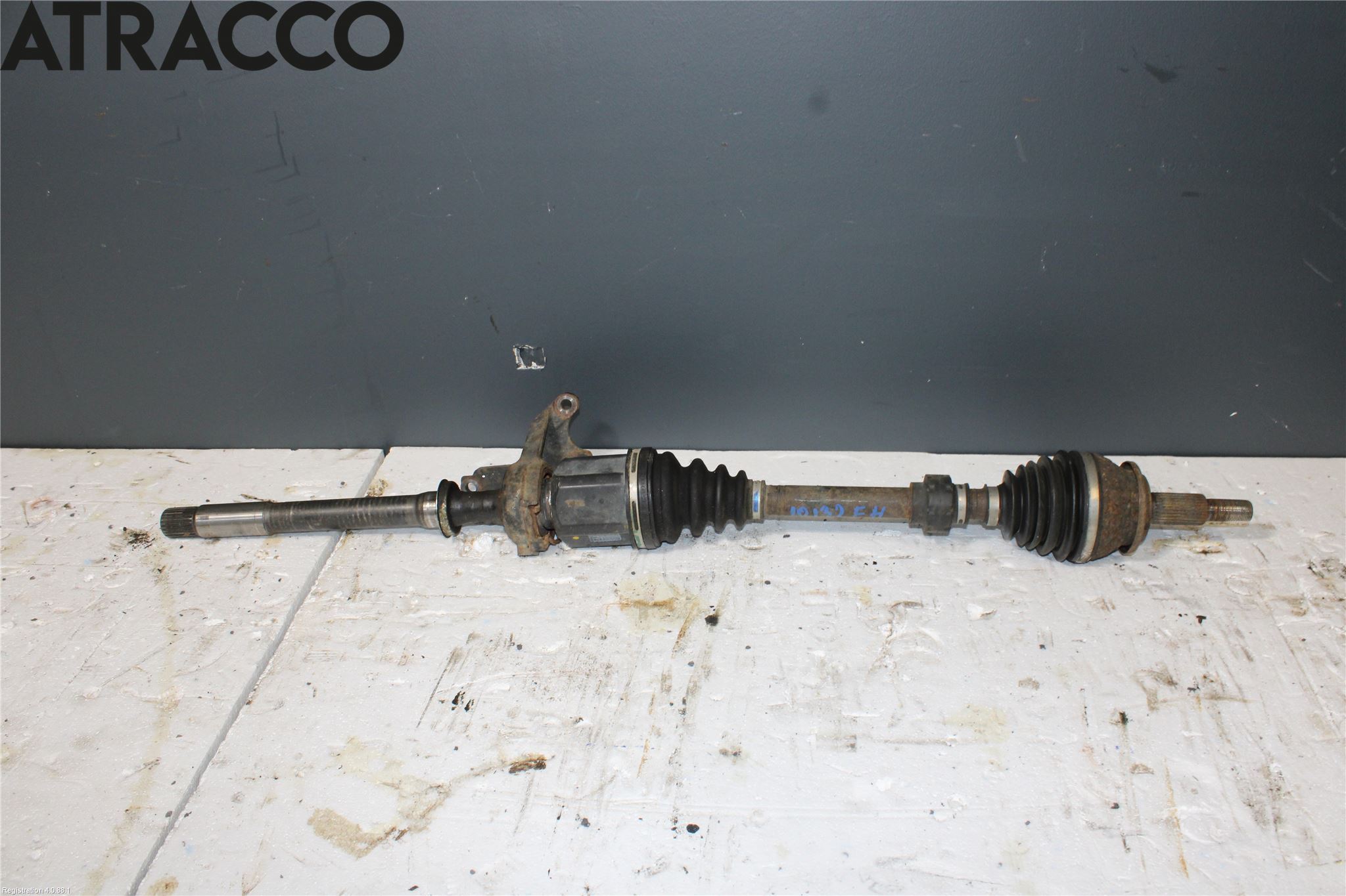 Toyota RAV 4 06-12 Drivaksel Foran Kompl Høyre