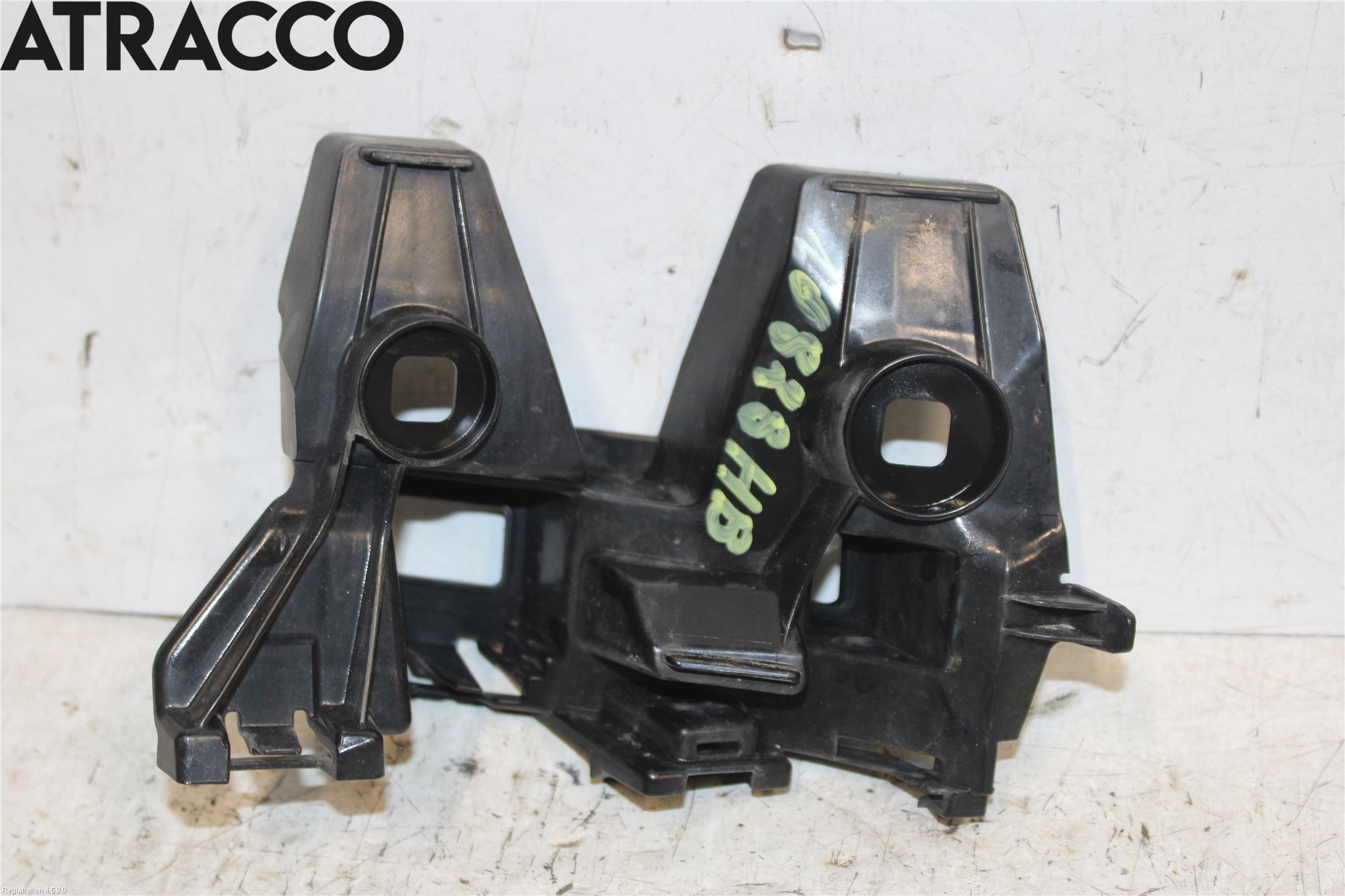 Volkswagen VW PASSAT 15-19 Støtfanger Sidestykke-Mellomle