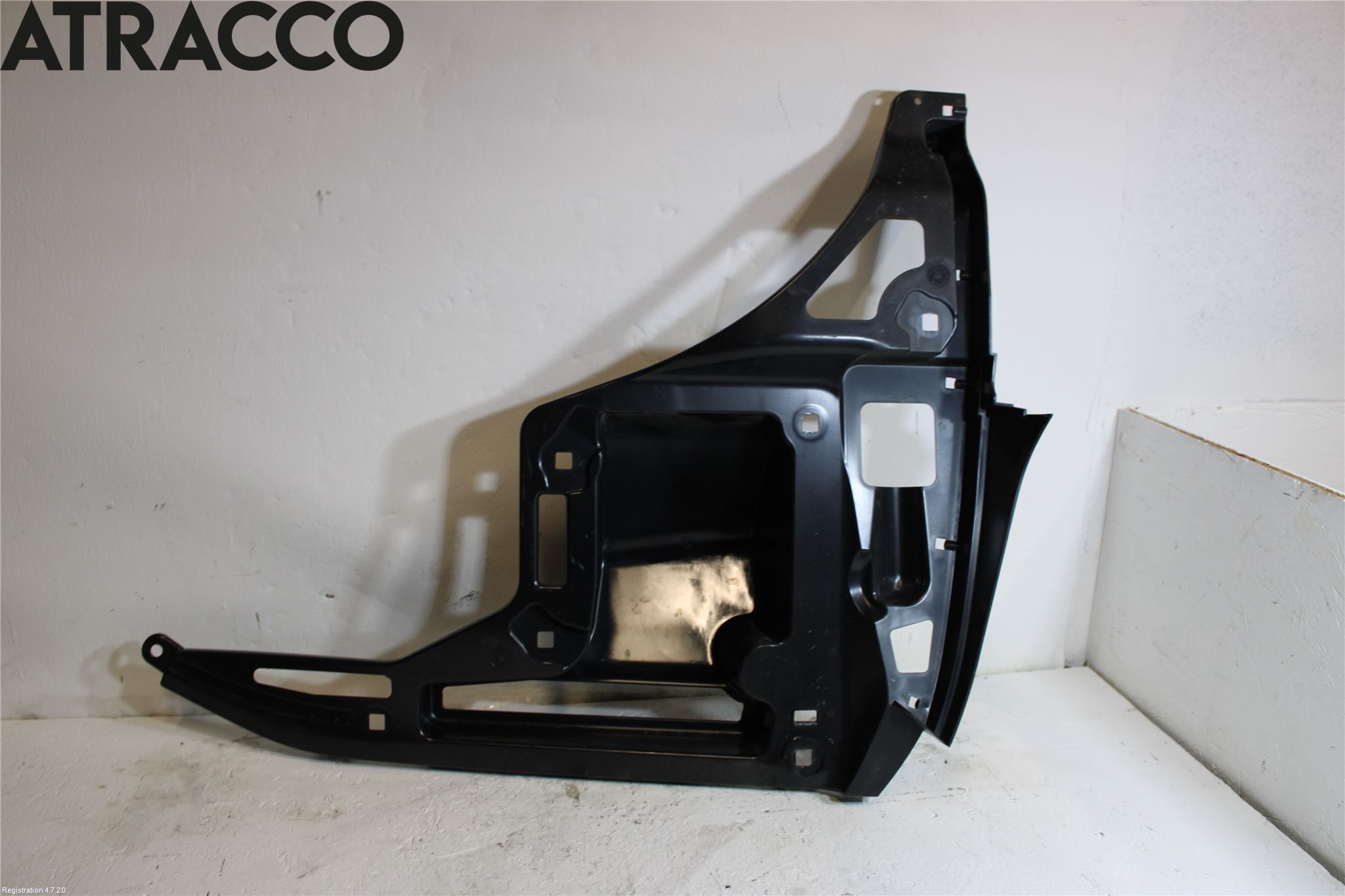 BMW i3 I01 13-22 Støtfangerfeste Bak Venstre