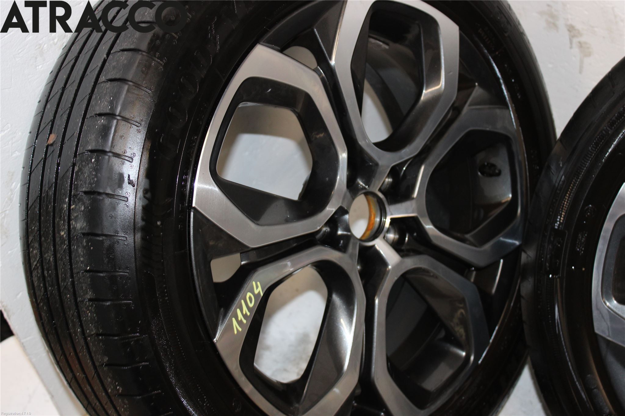 Renault CAPTUR 20-24 Dekk Sommer På Alu Felg 4Stk