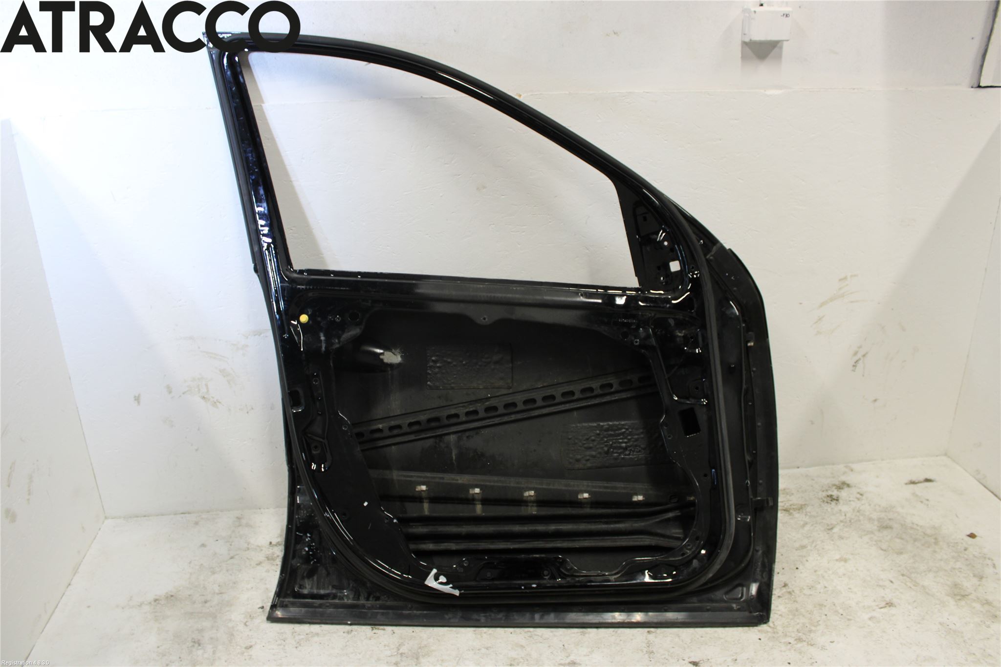 Mercedes-Benz MB ML/GLE-KLASS (W166) 12-18 Dør 4D Foran Venstre