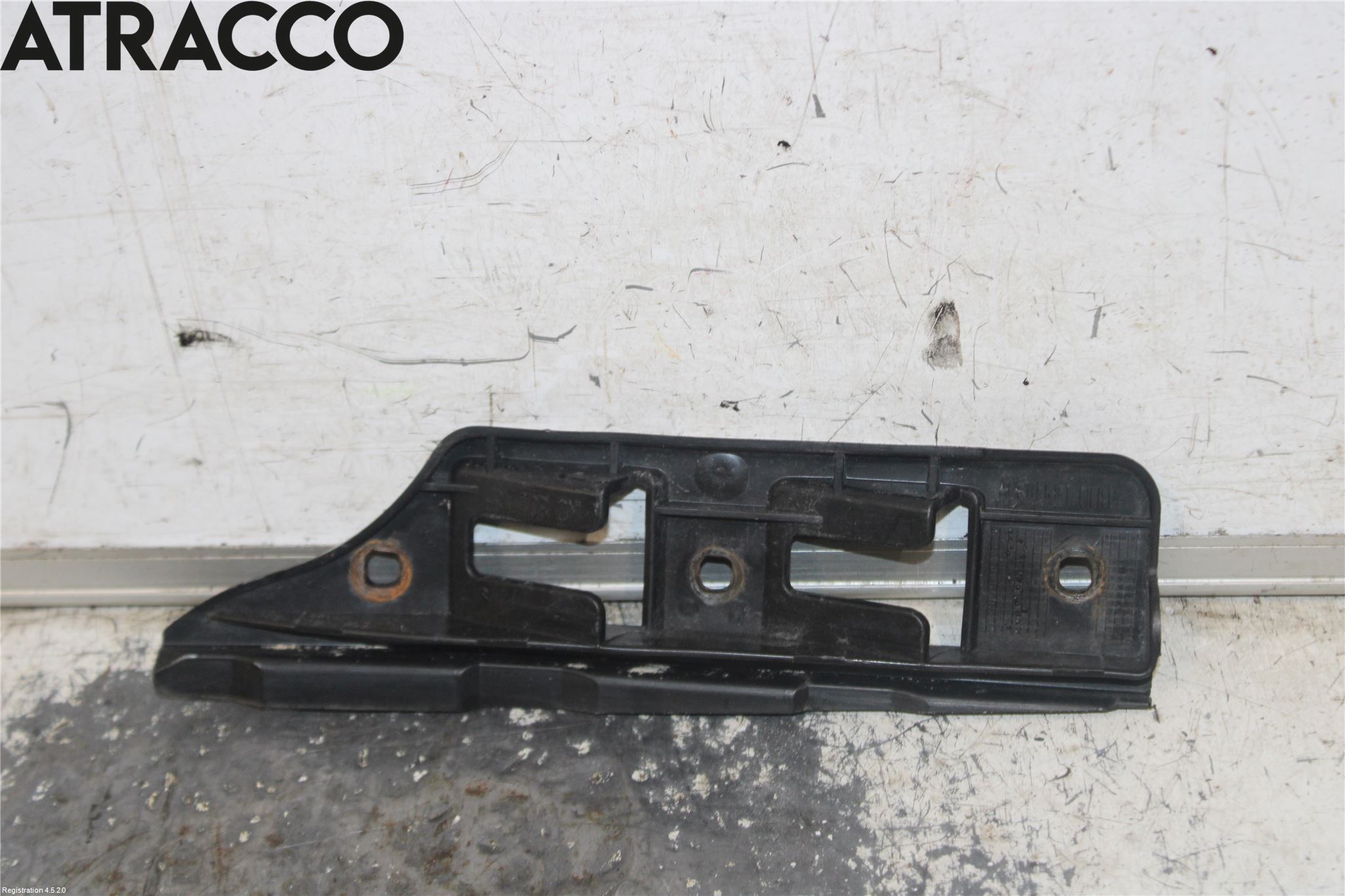 Volkswagen VW GOLF V 04-09 Støtfangerfeste Foran Venstre