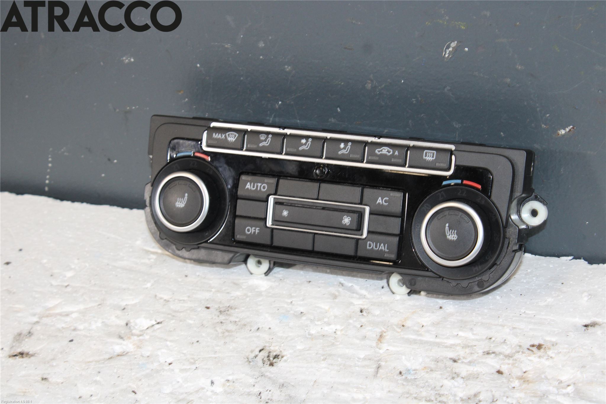 Volkswagen VW GOLF VI 09-13 Varme Ac Betjening-Display