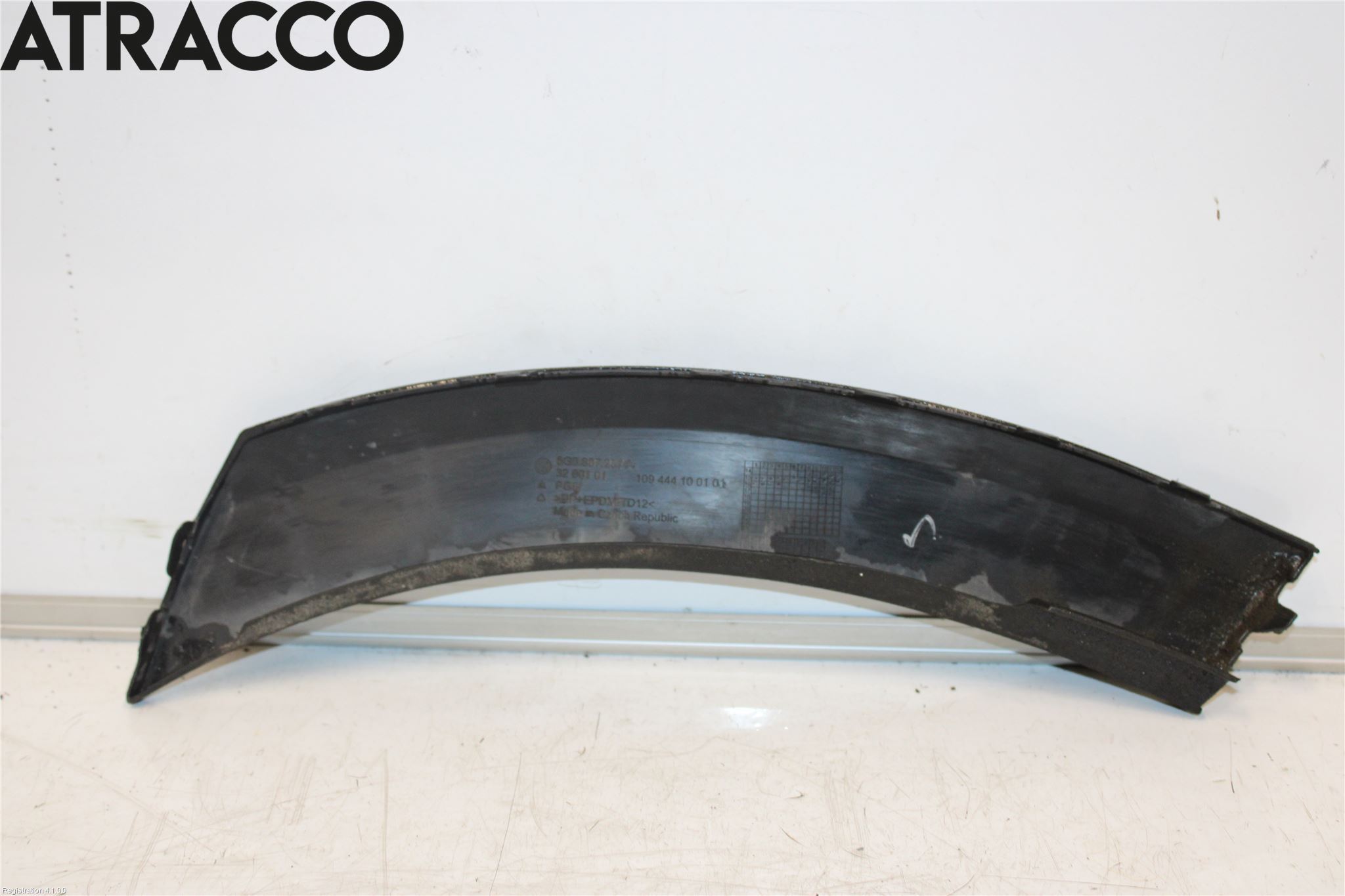 Volkswagen VW GOLF / E-GOLF VII 13-20 Hjulbuelist