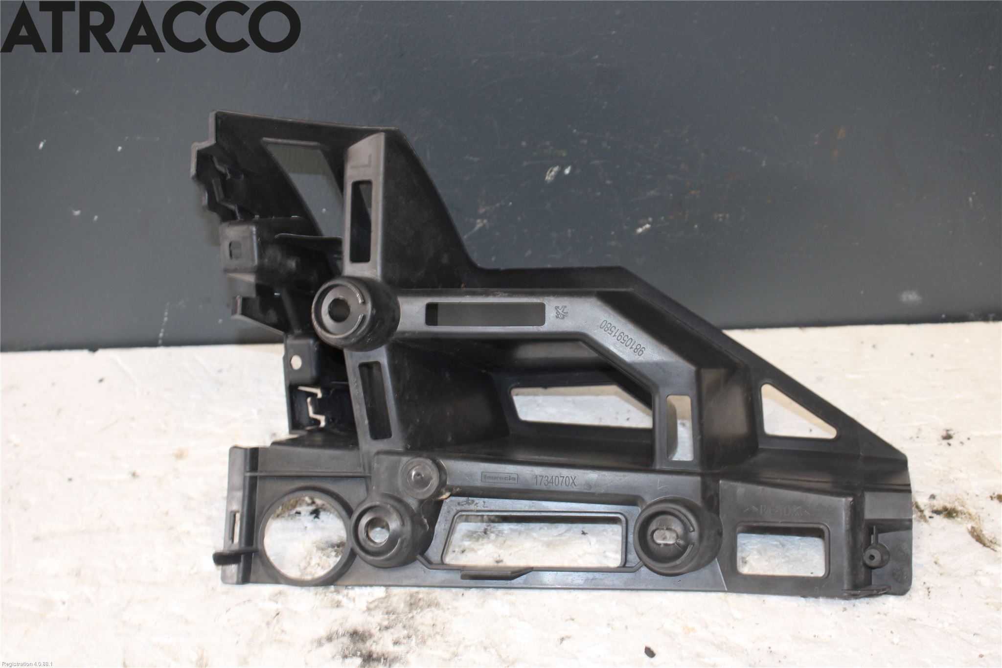 Peugeot 3008 17-24 Støtfangerfeste Bak Venstre