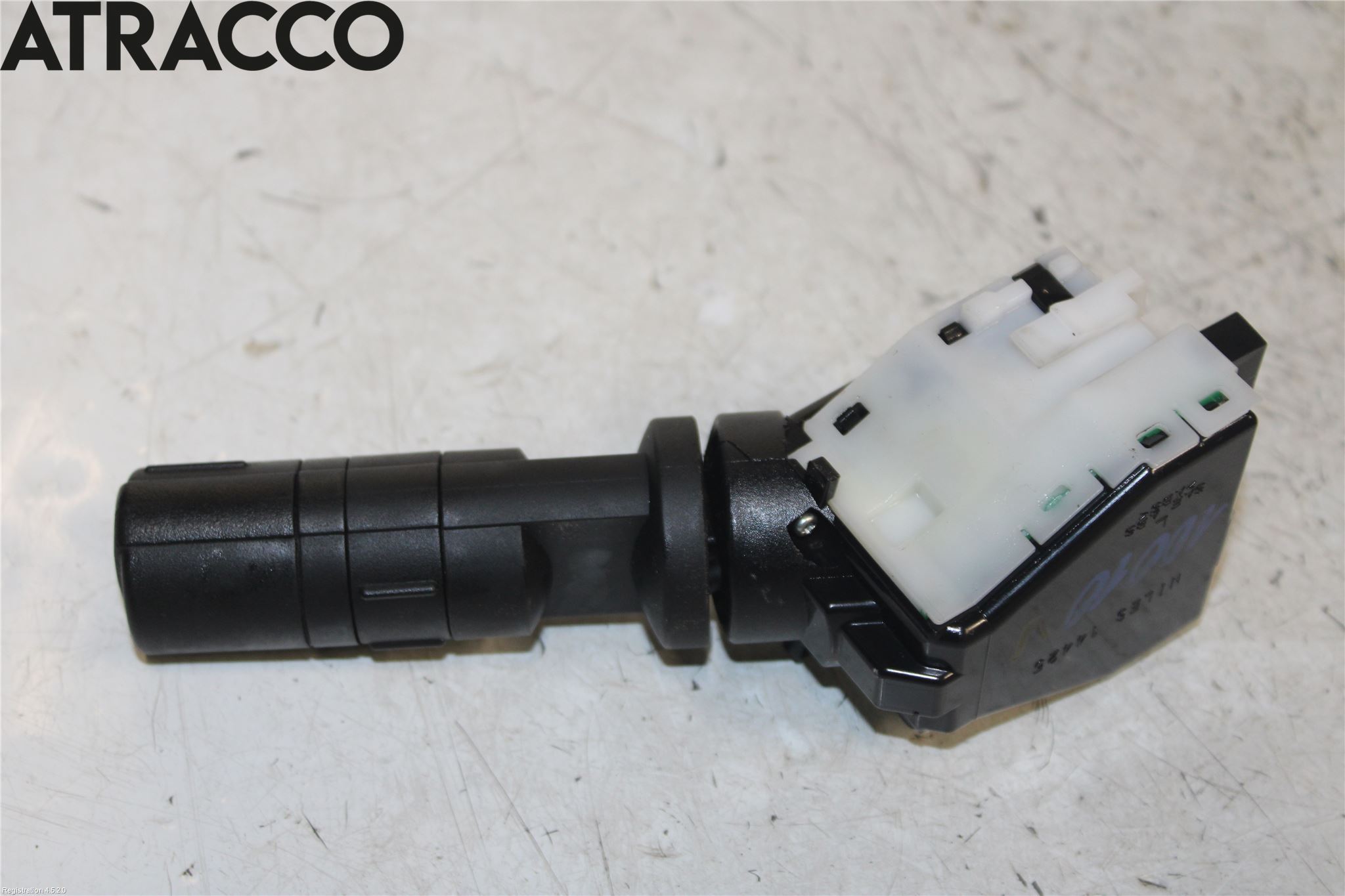 Nissan QASHQAI+2  10-14 Bryter Ratt Blinklys - Lys