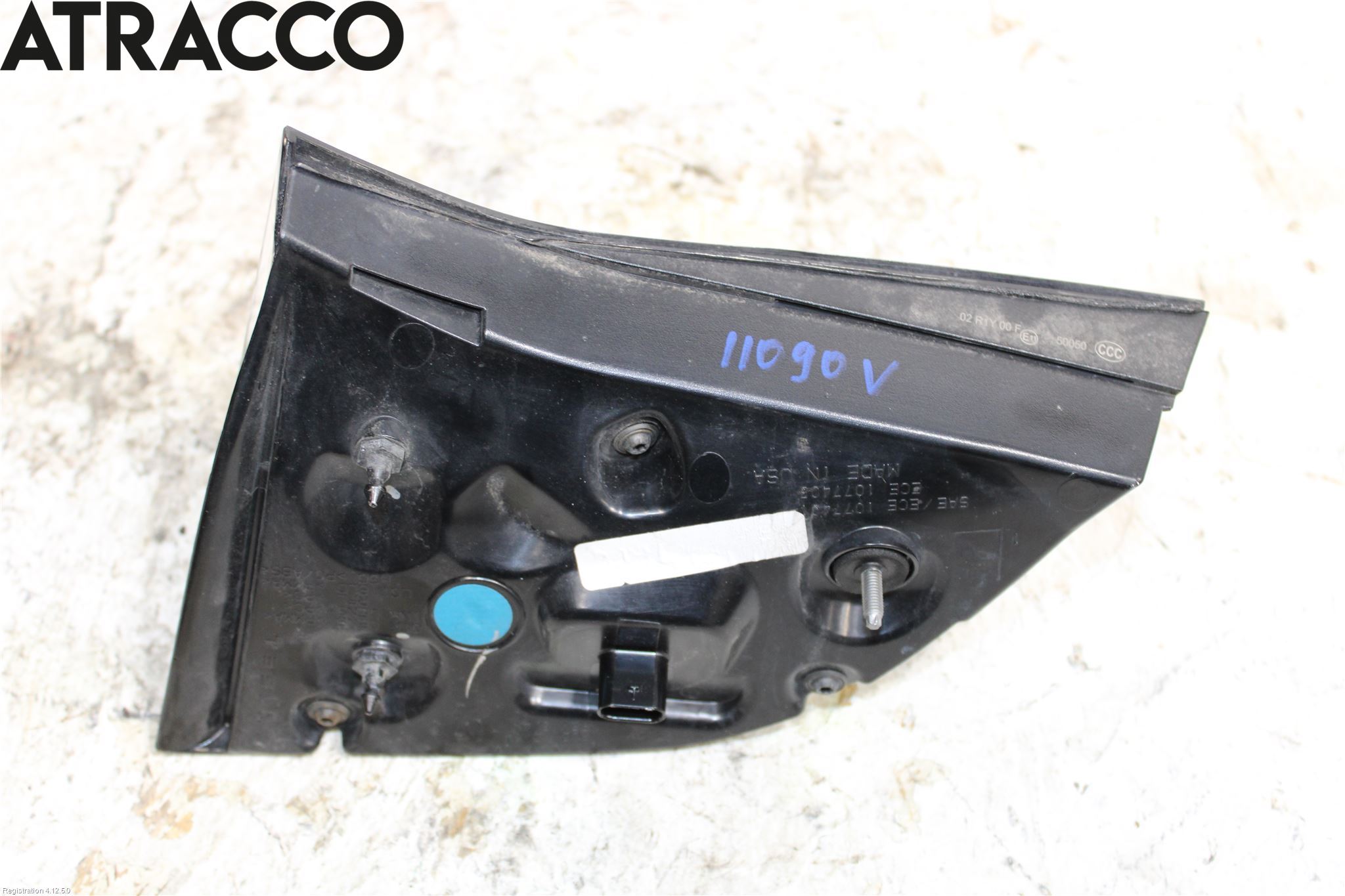 Tesla MODEL 3 17- Baklykt Venstre  På Luke(Indre