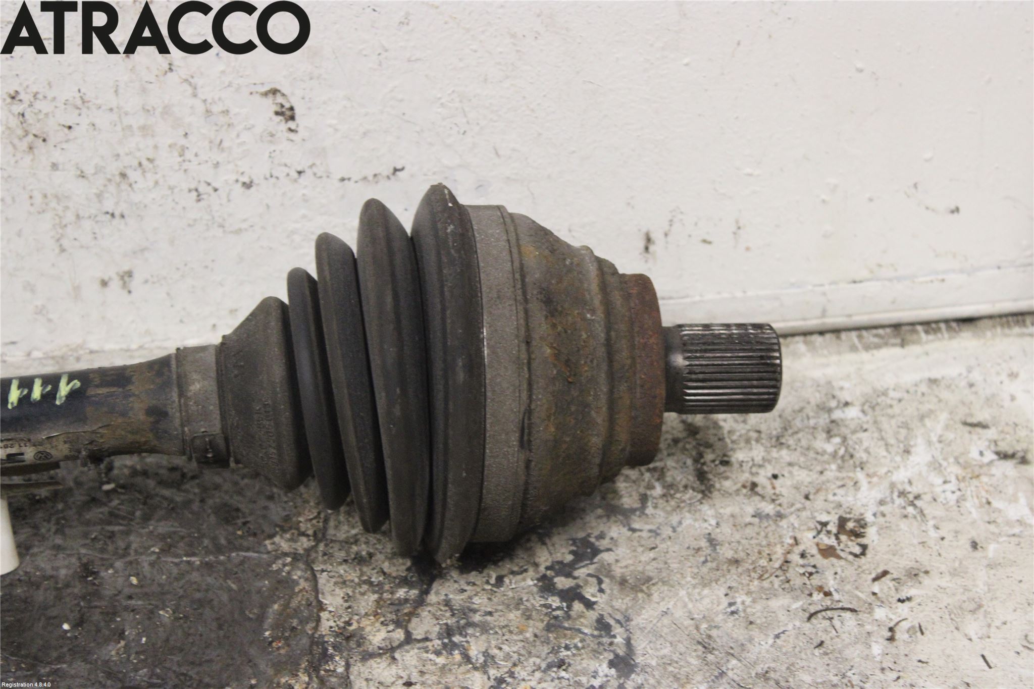 Skoda SUPERB 09-15 Drivaksel Foran Kompl Venstre