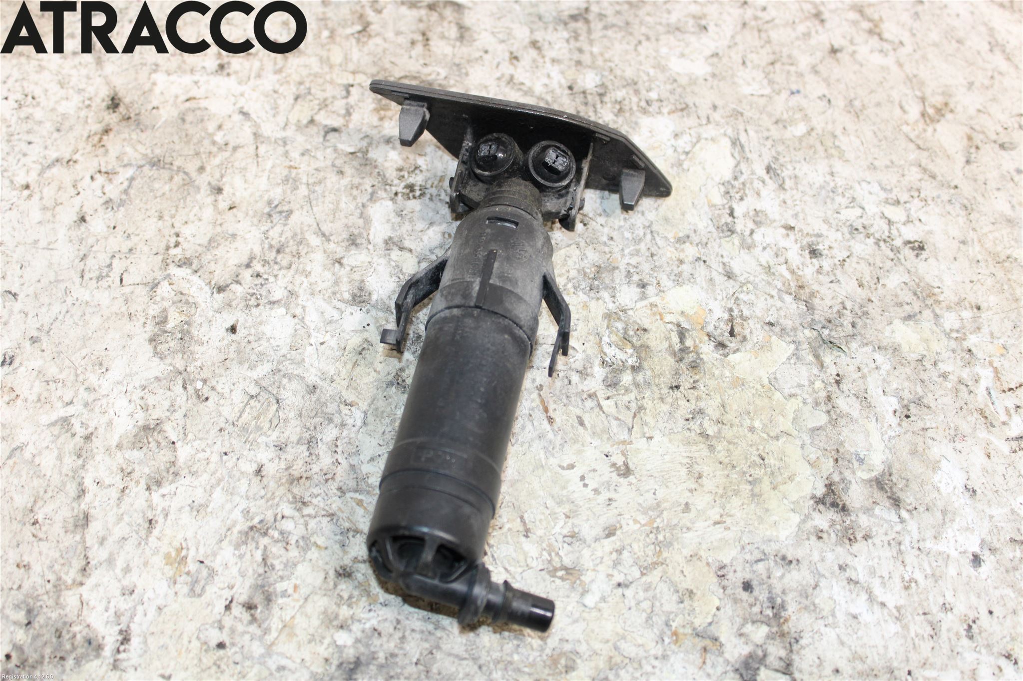 Volkswagen VW TOURAN 10-15 Spylerdyse Frontlykter