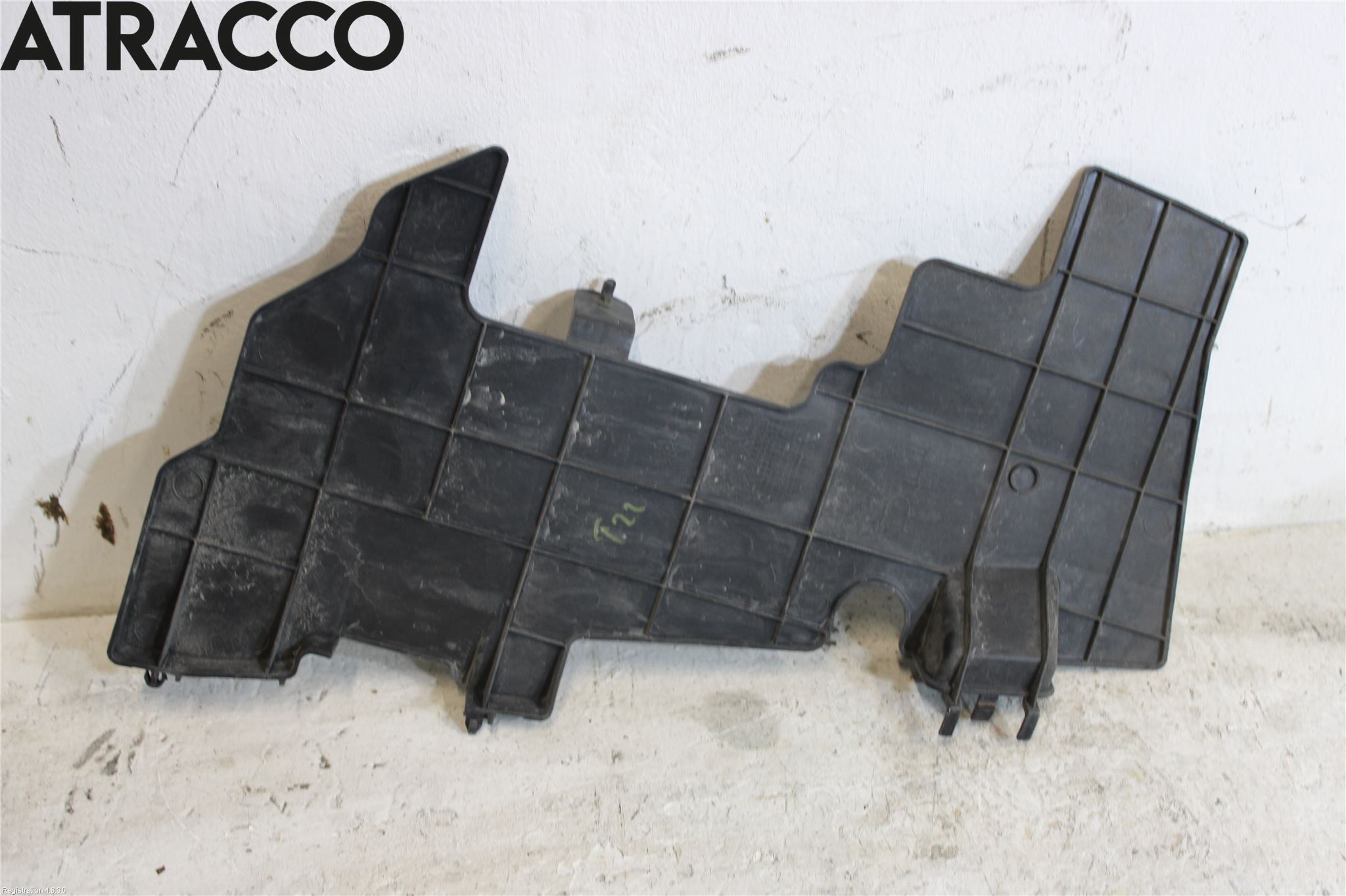 Toyota AVENSIS 09-15 Luftstyring Front