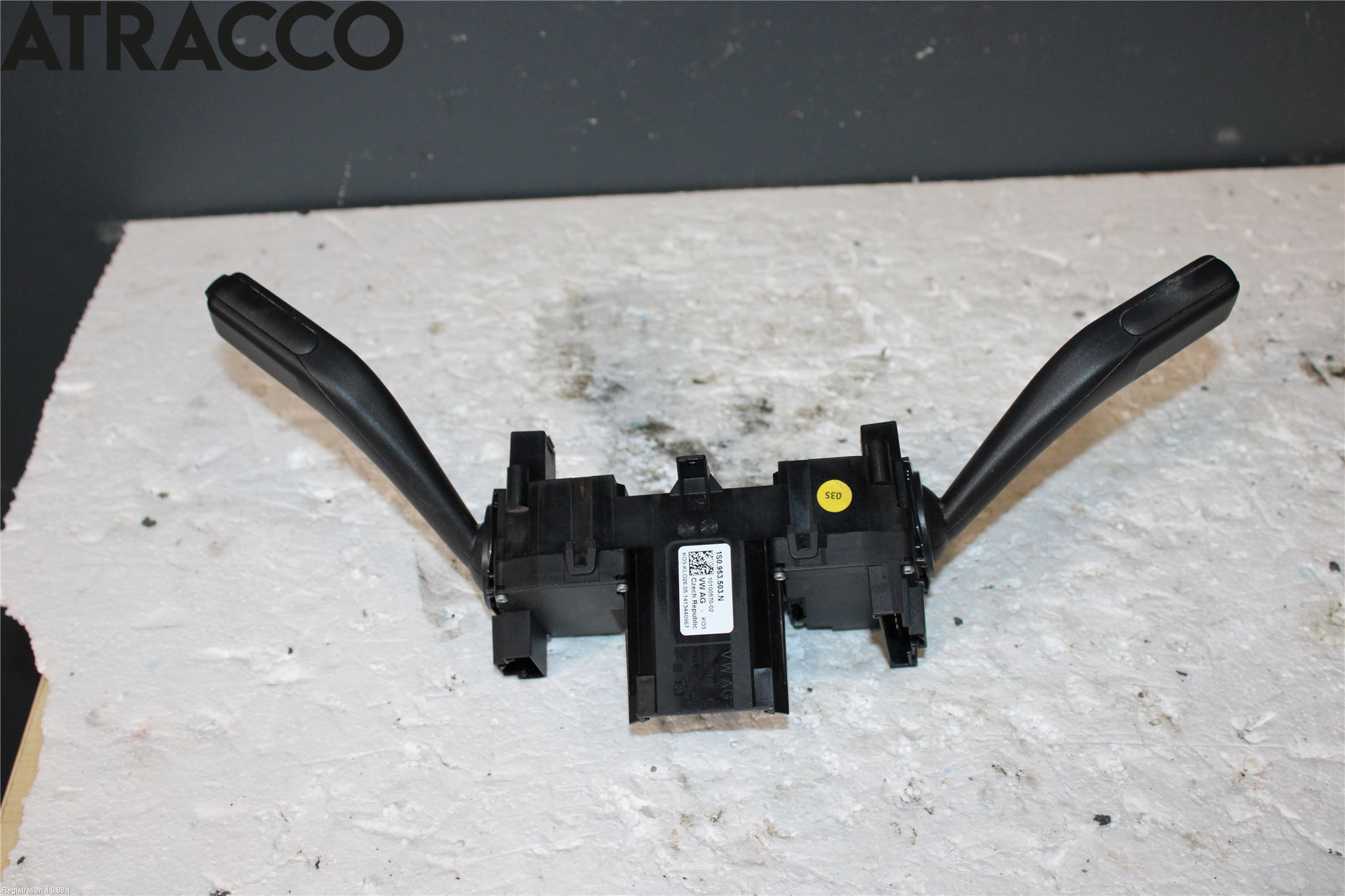 Volkswagen VW UP! / E-UP! Bryter Ratt Kombi H Og V