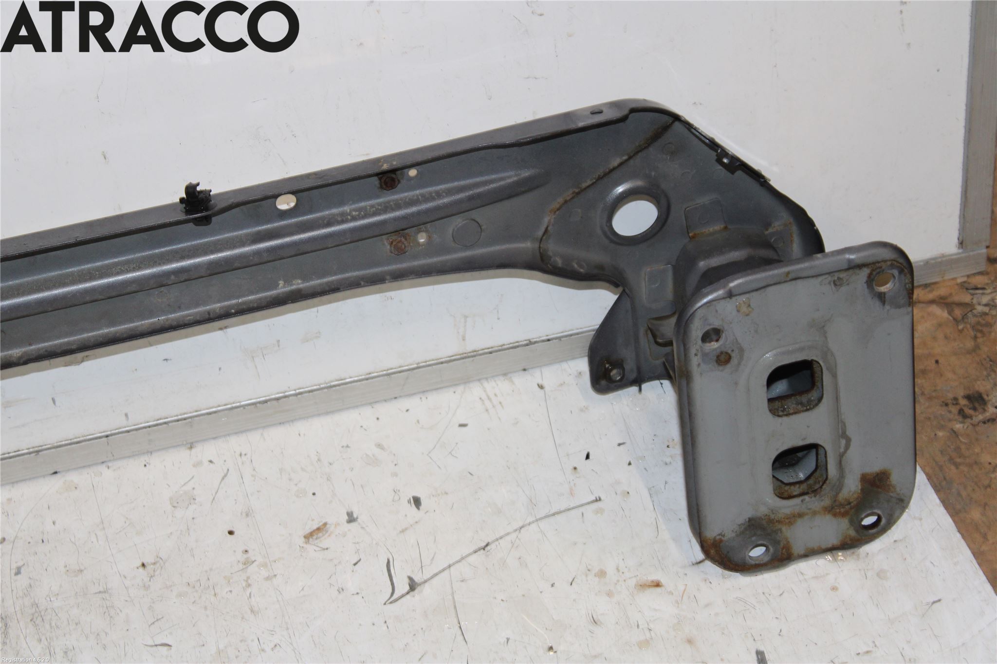 Mitsubishi OUTLANDER 07-12 Støtfanger Foran Bjelke