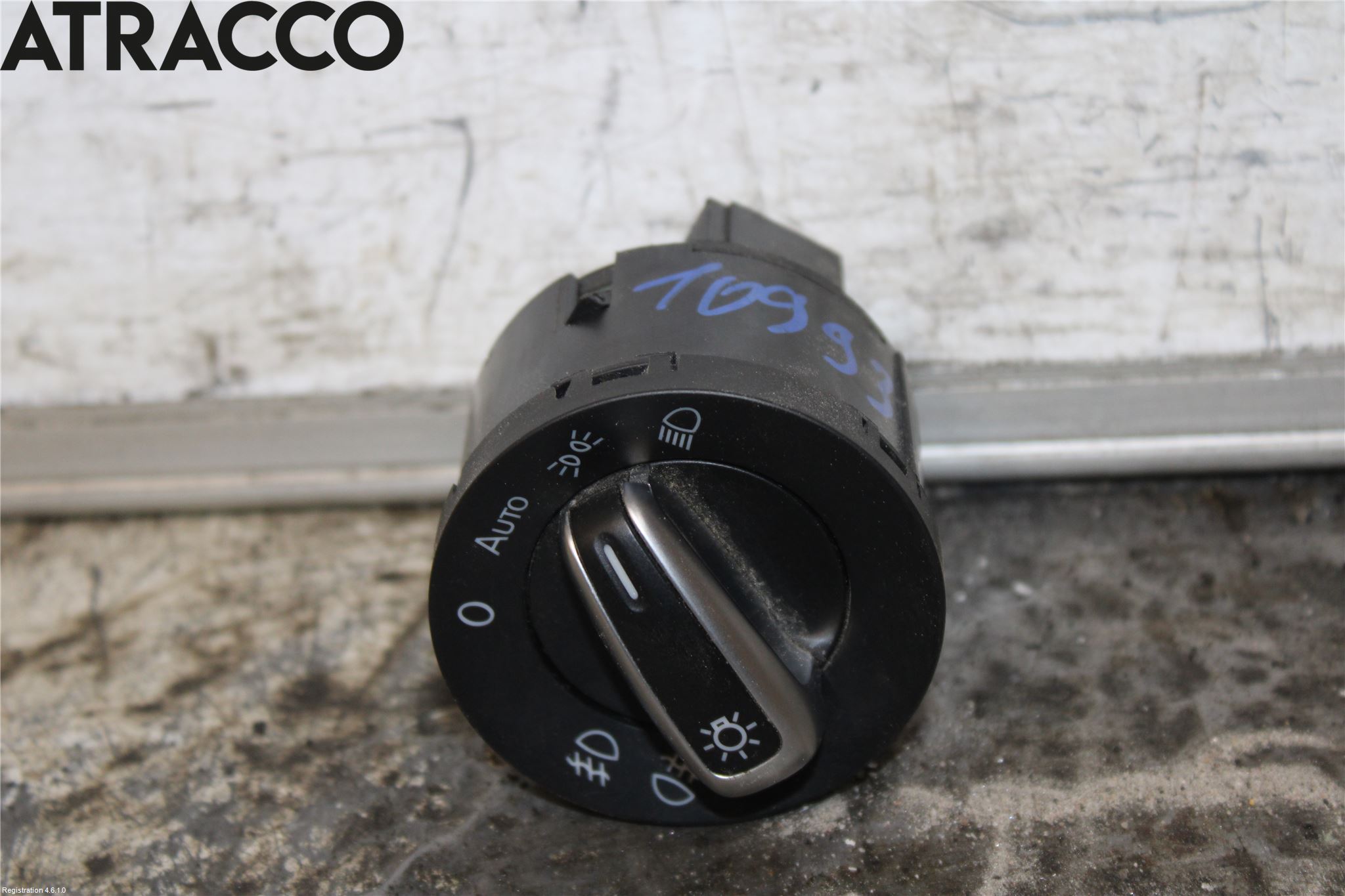 Volkswagen VW PASSAT 11-14 Bryter Hovedlys