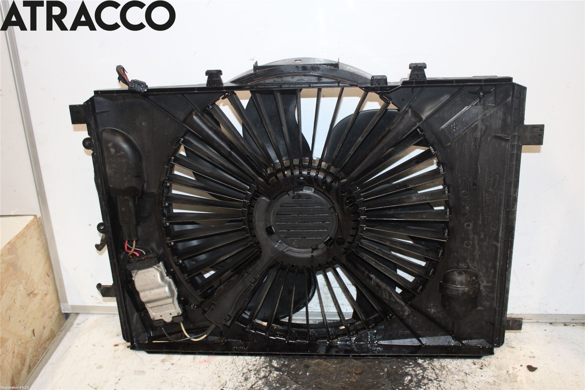 Mercedes-Benz MB C-KLASS (W204) 07-15 Kjølevifte Elektrisk