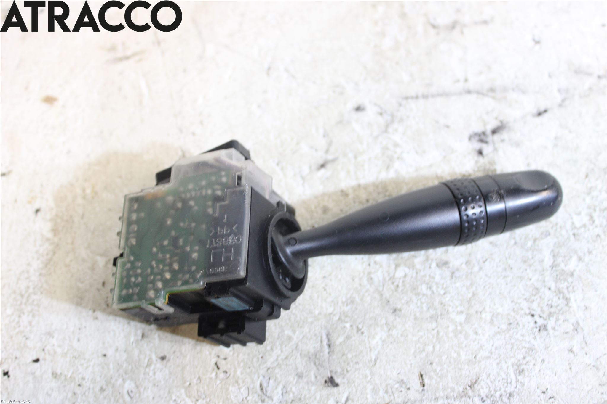 Toyota RAV 4 00-06 Bryter Ratt Visker - Spyler