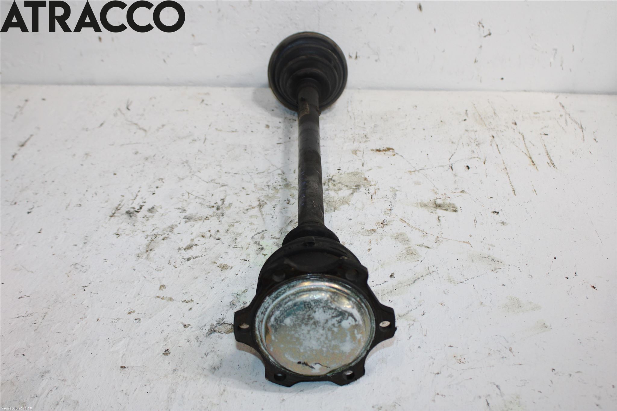 Volkswagen VW PASSAT 01-05 Drivaksel Foran Kompl Høyre