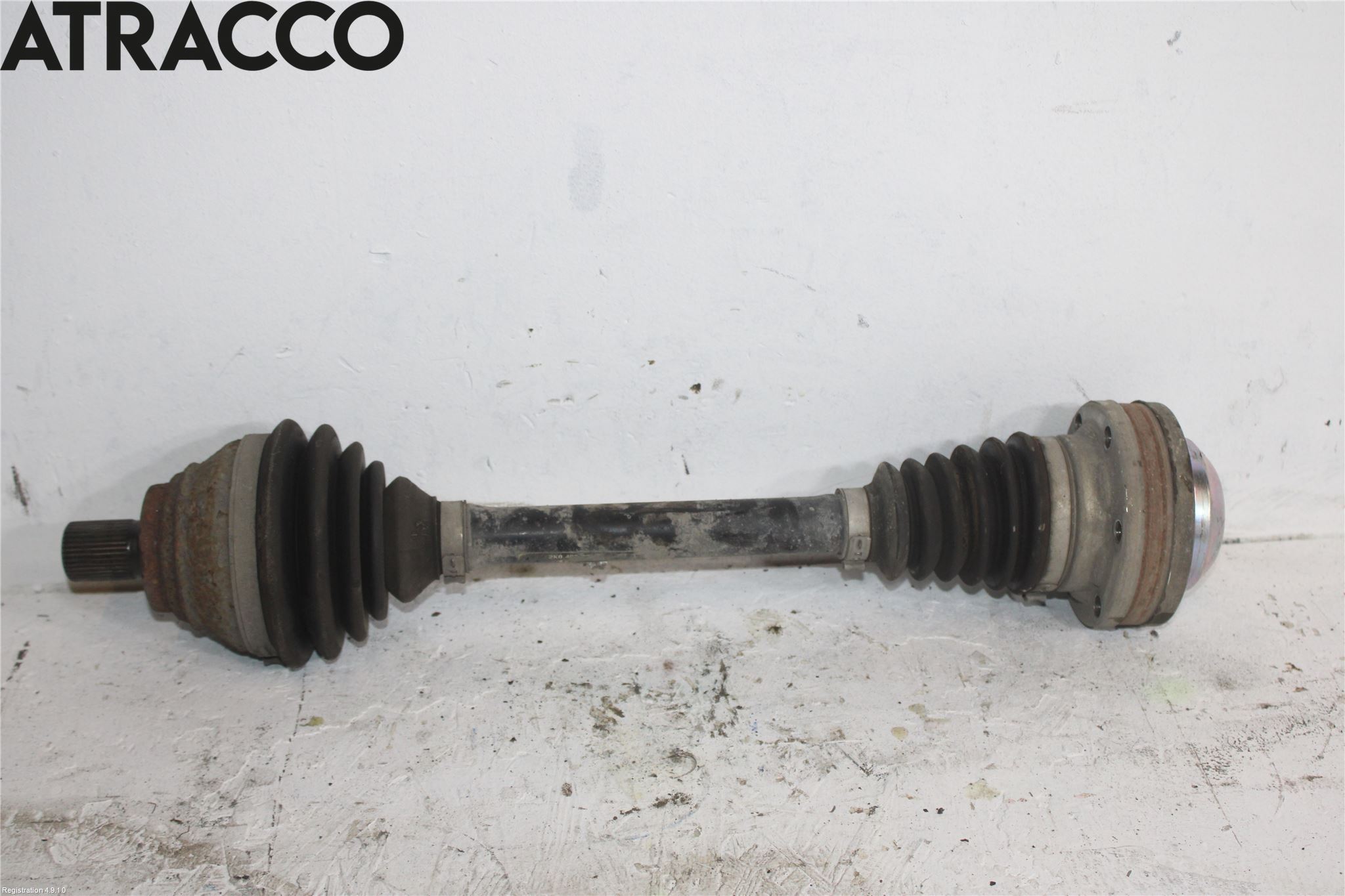 Volkswagen VW PASSAT 11-14 Drivaksel Foran Kompl Venstre