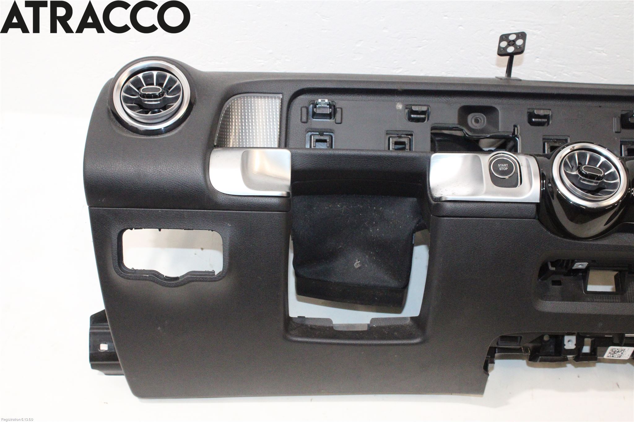 Mercedes-Benz MB EQB (X243) 22- Dashbord