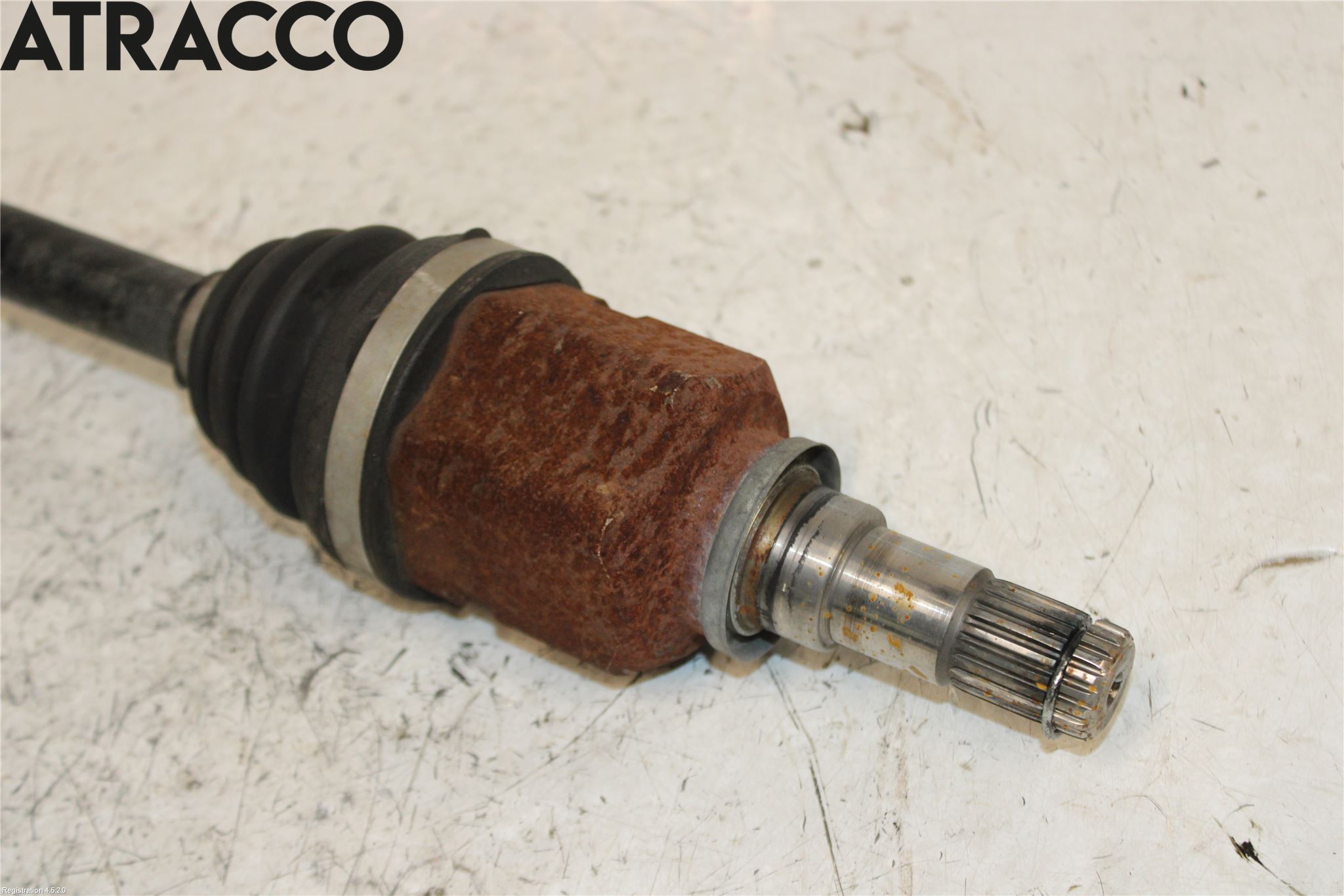 Toyota YARIS XP90 06-11 Drivaksel Foran Kompl Venstre