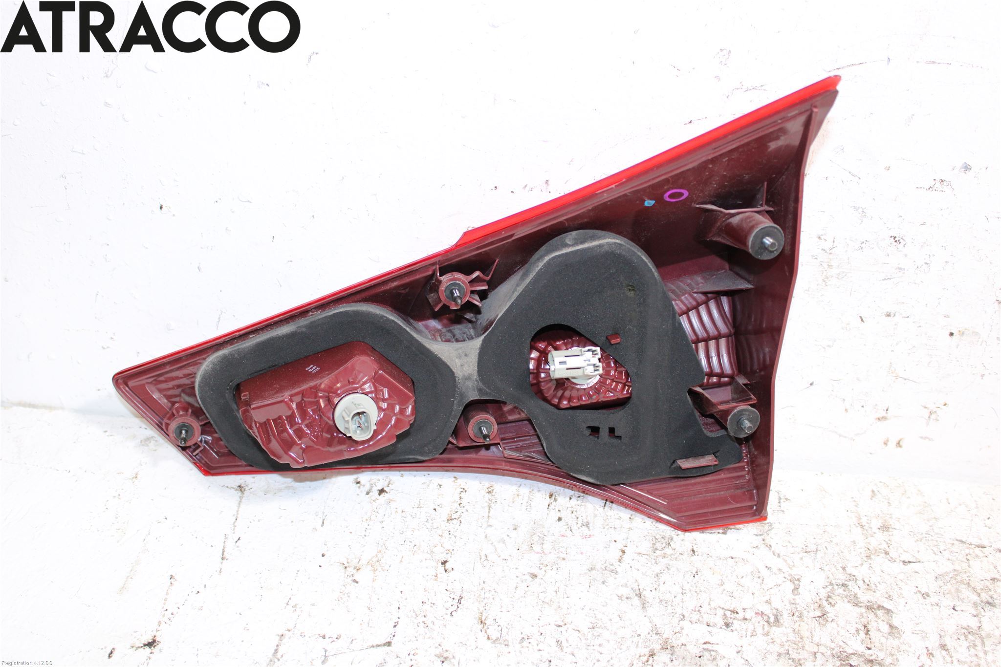 Toyota RAV4 13-18 Baklykt Venstre  På Luke(Indre