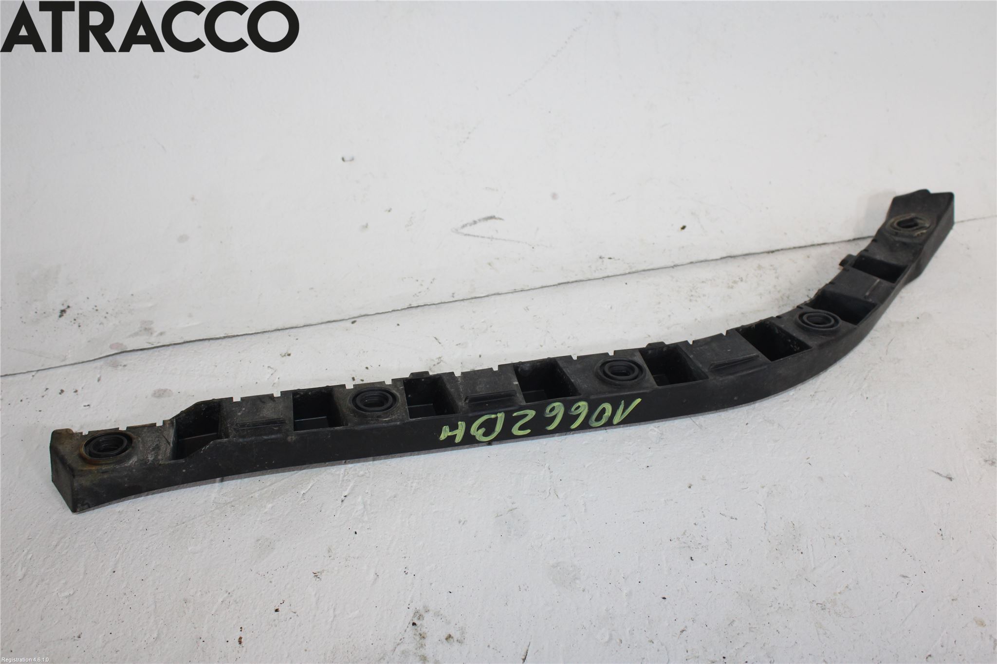 Skoda SUPERB 09-15 Støtfangerfeste Bak Høyre