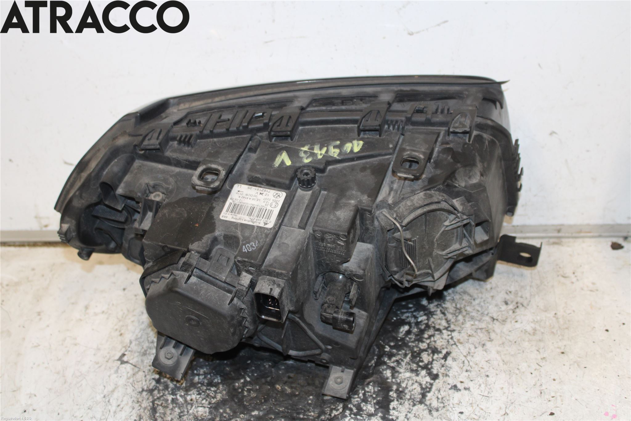 BMW X3 E83     03-10 Frontlykt Venstre