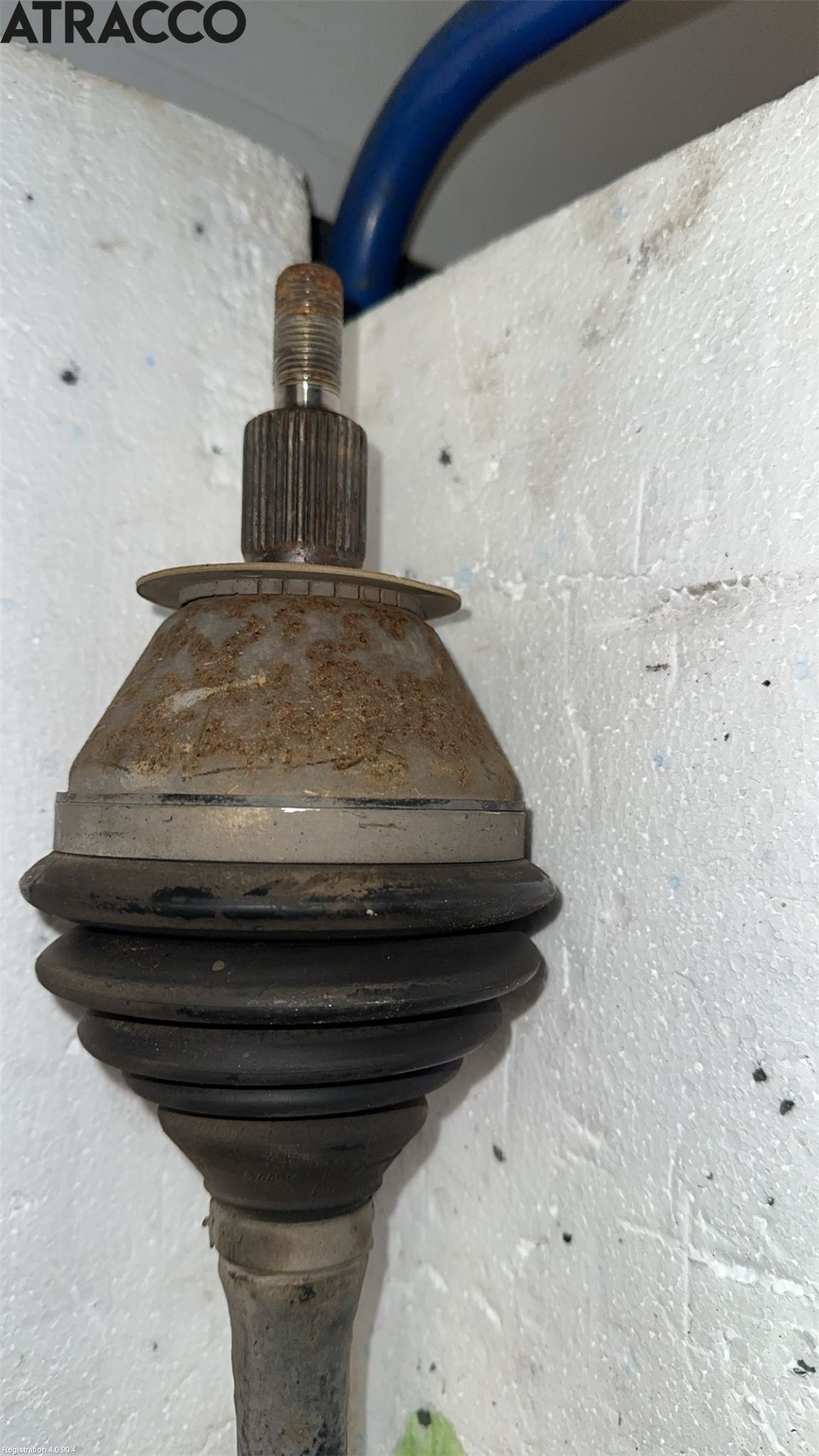 Volkswagen VW POLO 10-17 Drivaksel Foran Kompl Høyre