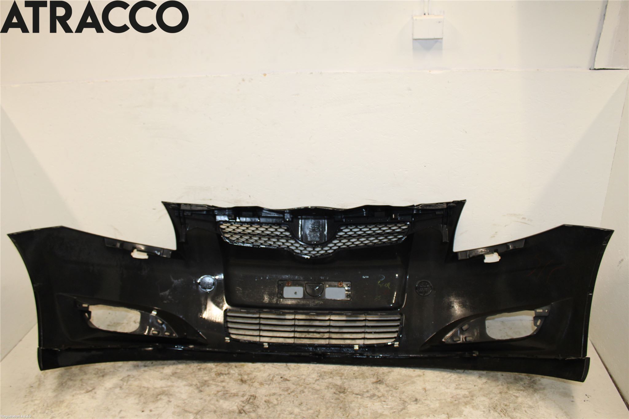 Toyota AURIS 10-12 Støtfanger Foran