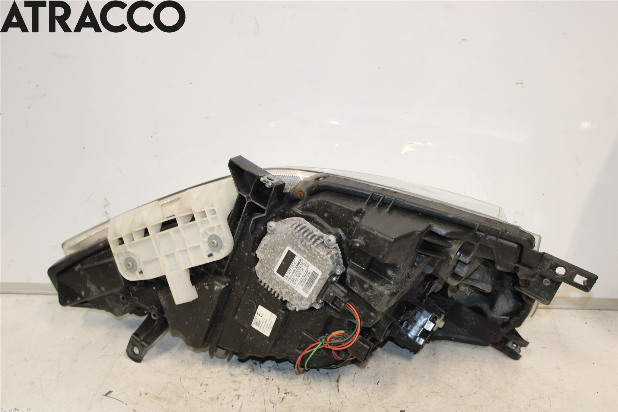 Nissan LEAF 11-17 Frontlykt Venstre