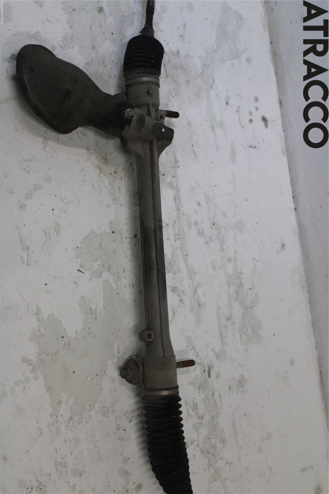 Toyota YARIS XP130 15-20 Snekke - Tannstang